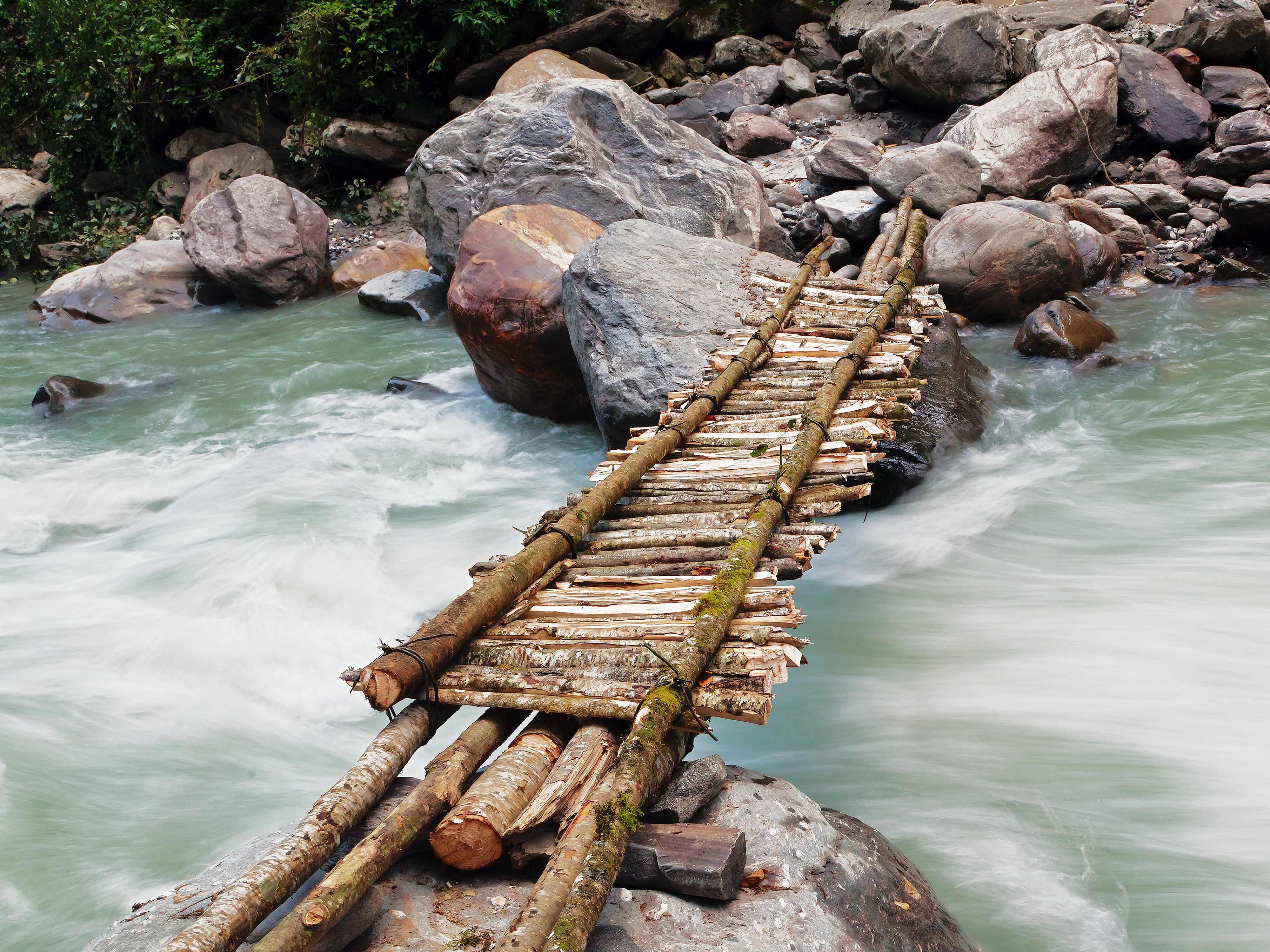 4K Nepal Himalaya Rivers Bridges Stones HD Wallpaper