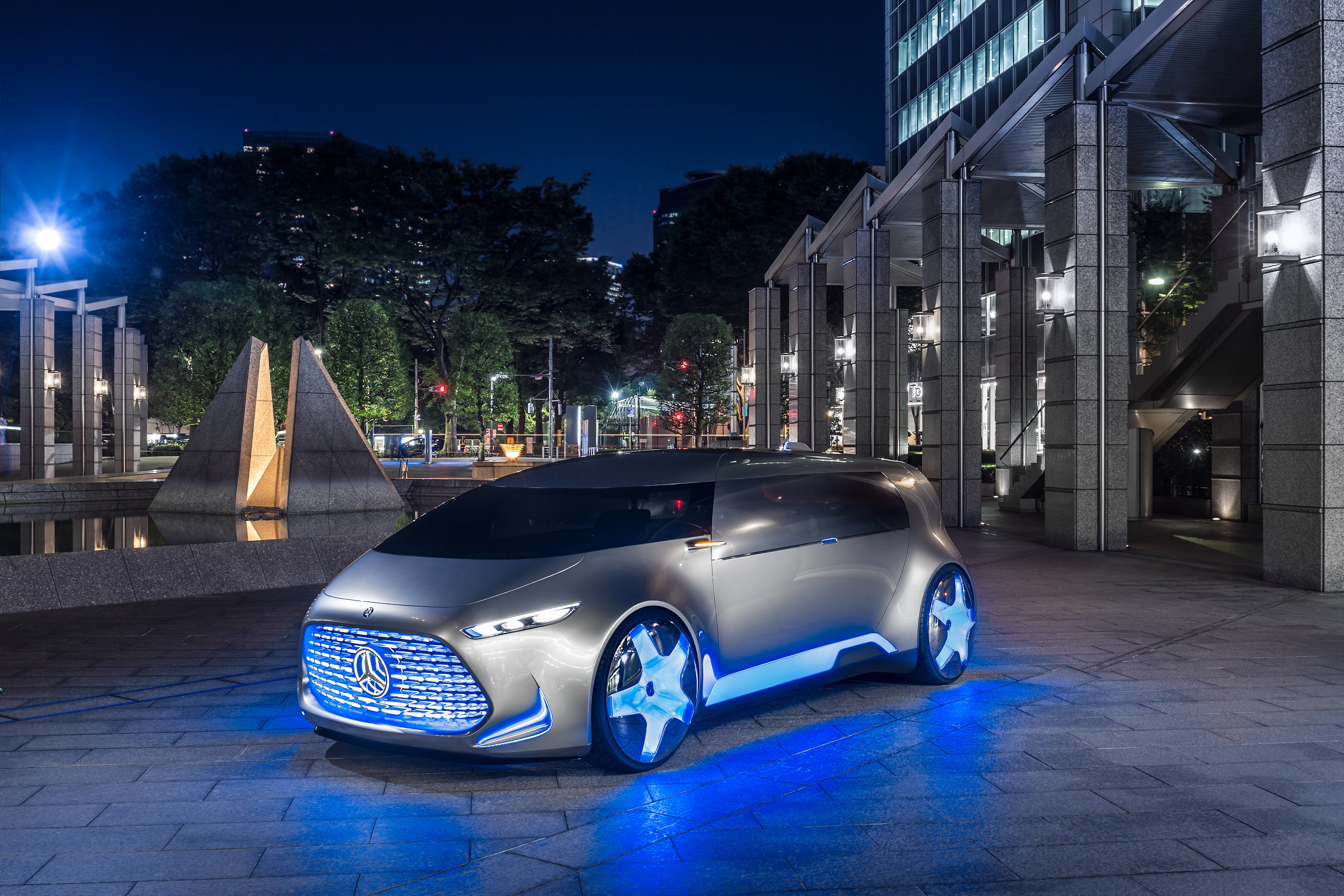 Mercedes-Benz Vision Tokyo concept car at night HD Wallpaper