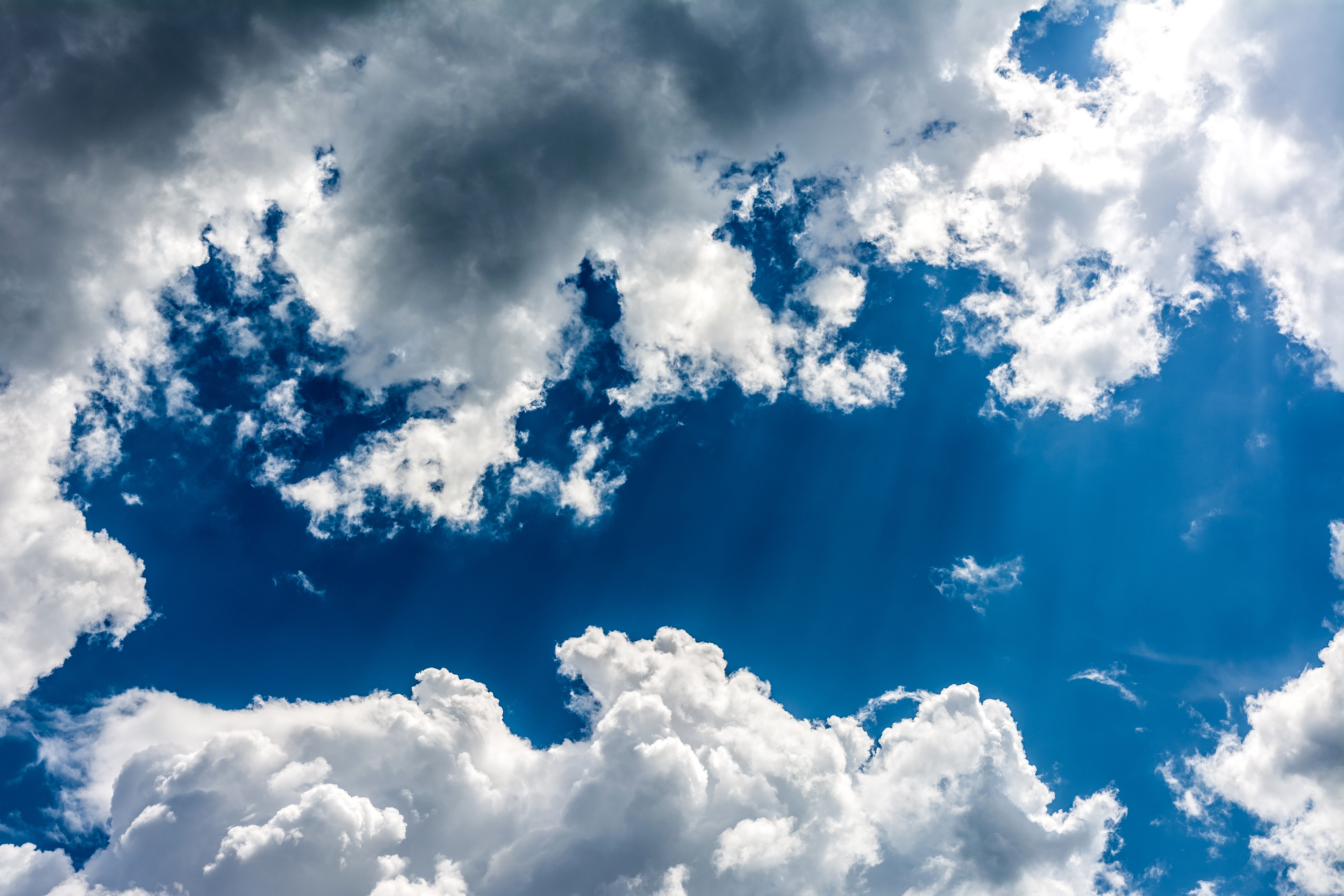 Sky with Clouds HD Wallpaper