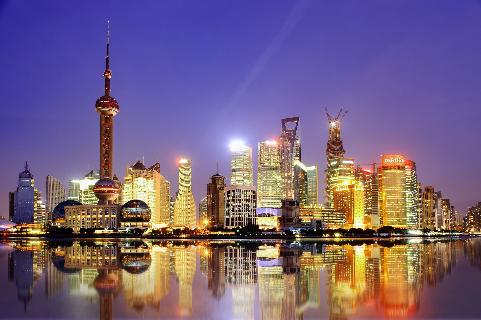 Shanghai skyline at night with Oriental Pearl Tower HD Wallpaper