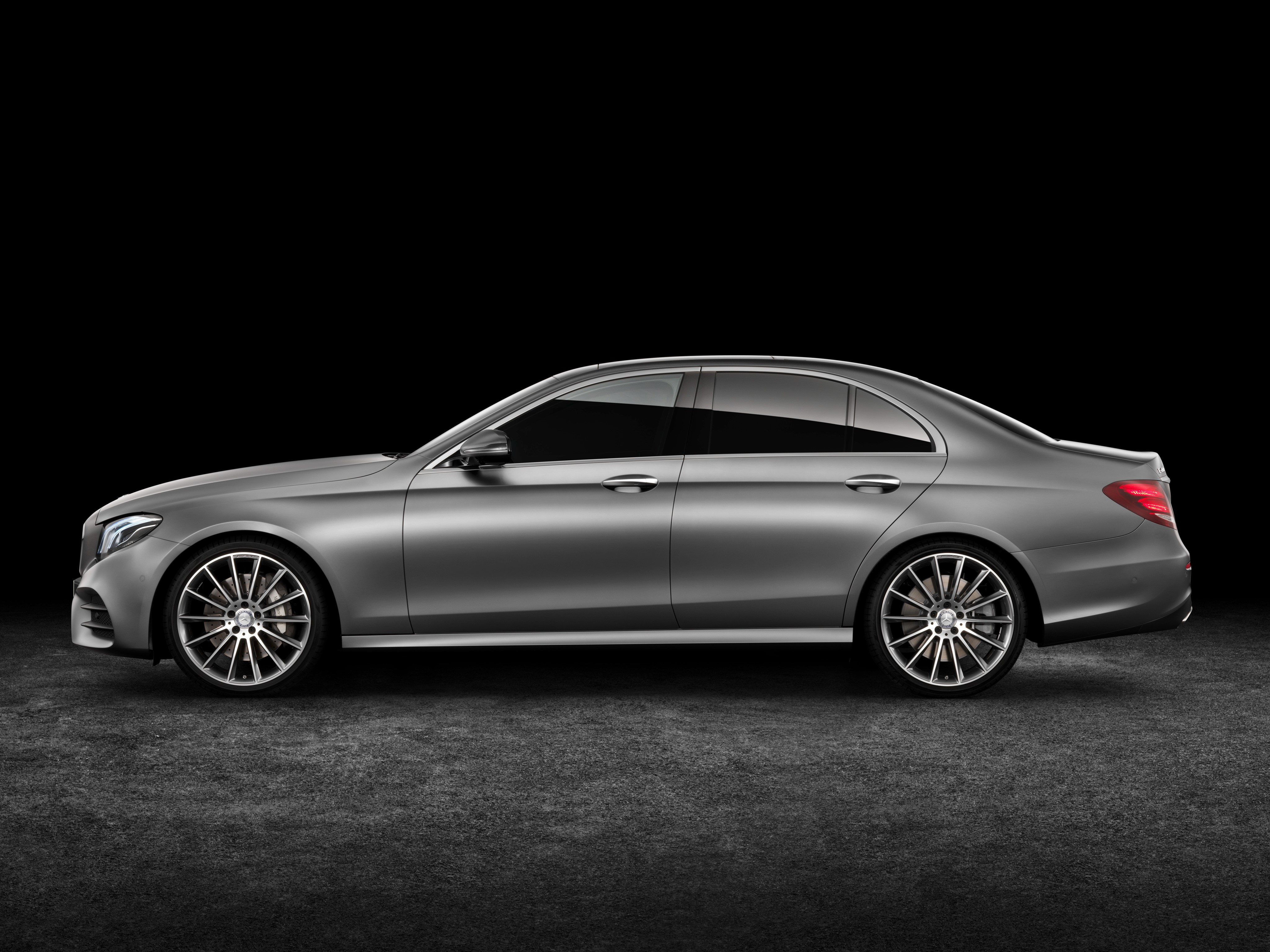 Mercedes-Benz AMG E-Class W213 Sedan HD Wallpaper