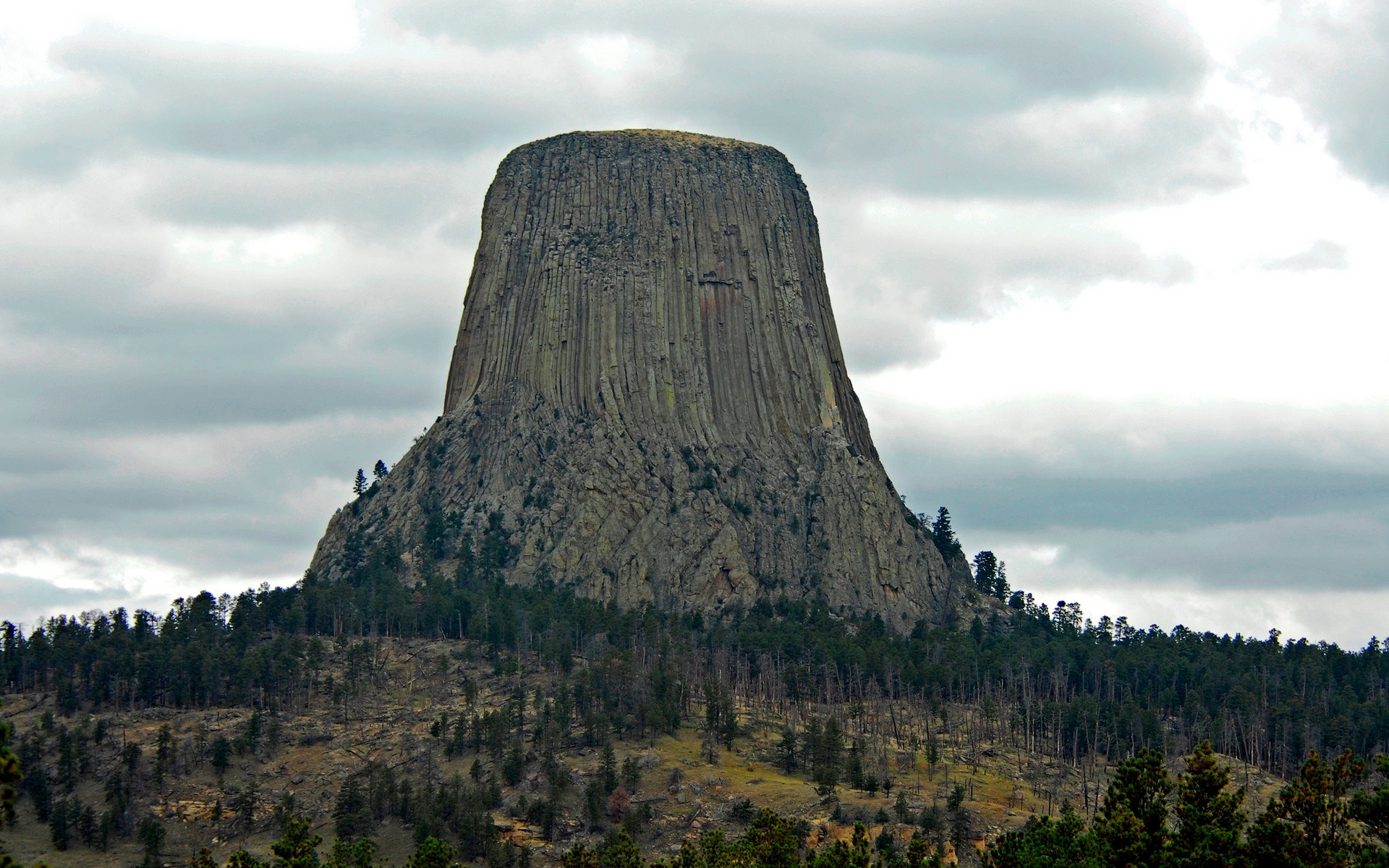 Devils Tower National Monument, Wyoming HD Wallpaper