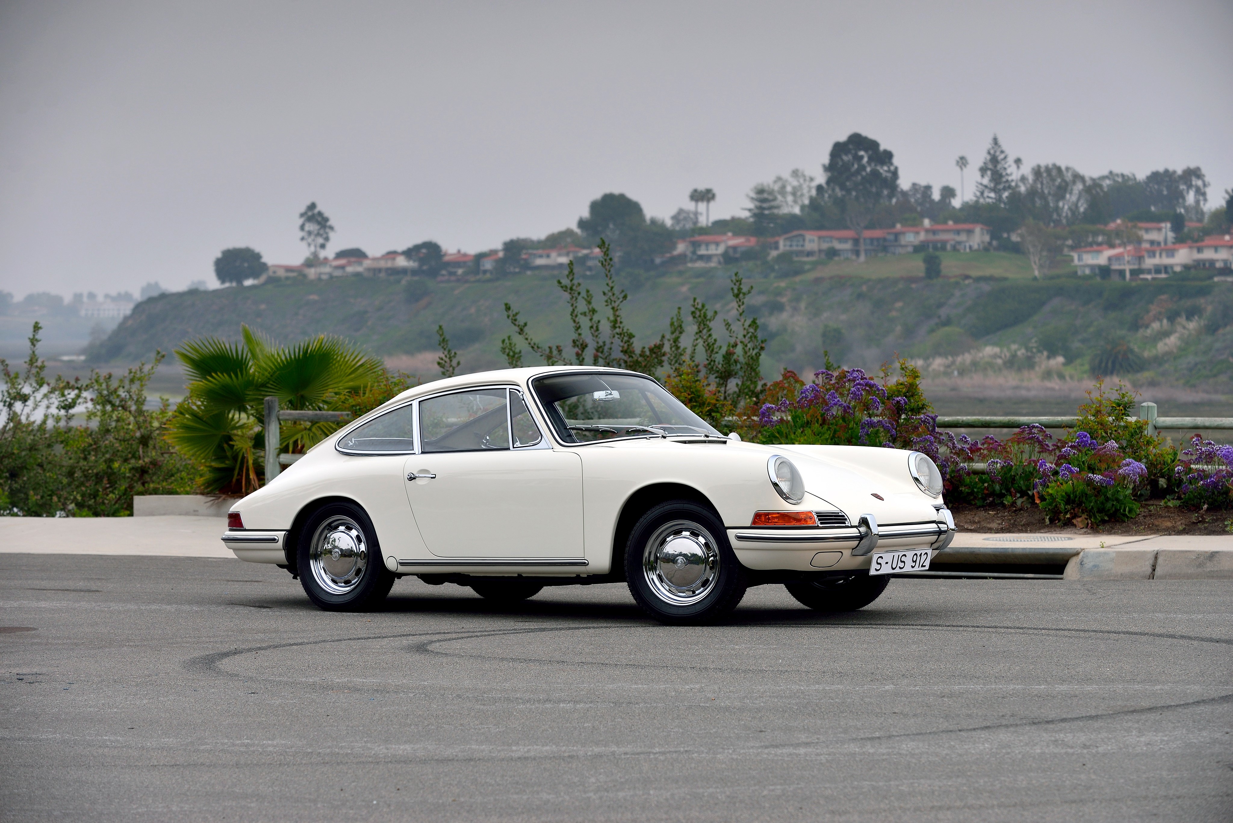 White 1965 Porsche 912 Coupe HD Wallpaper