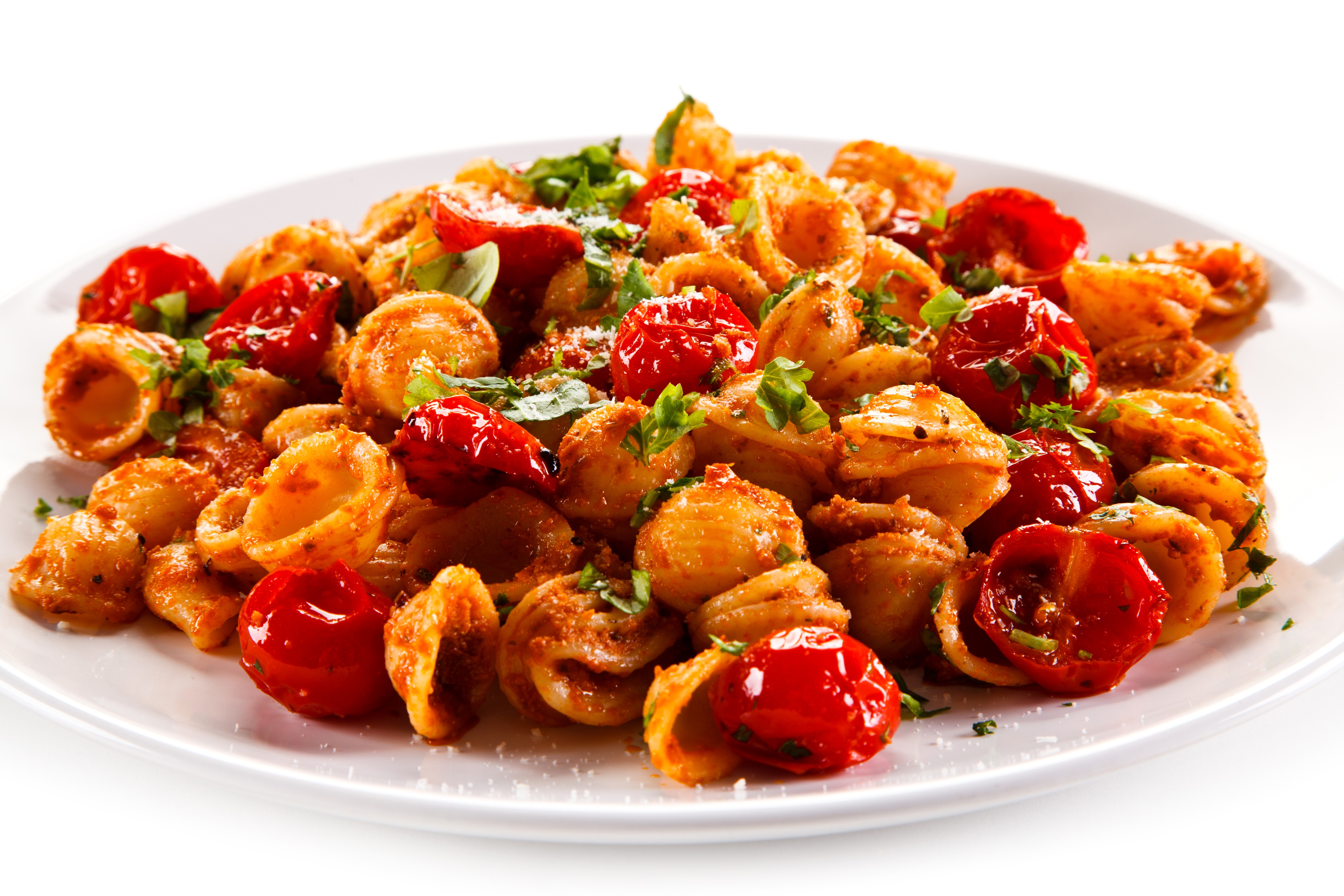 Orecchiette pasta with cherry tomatoes and herbs HD Wallpaper