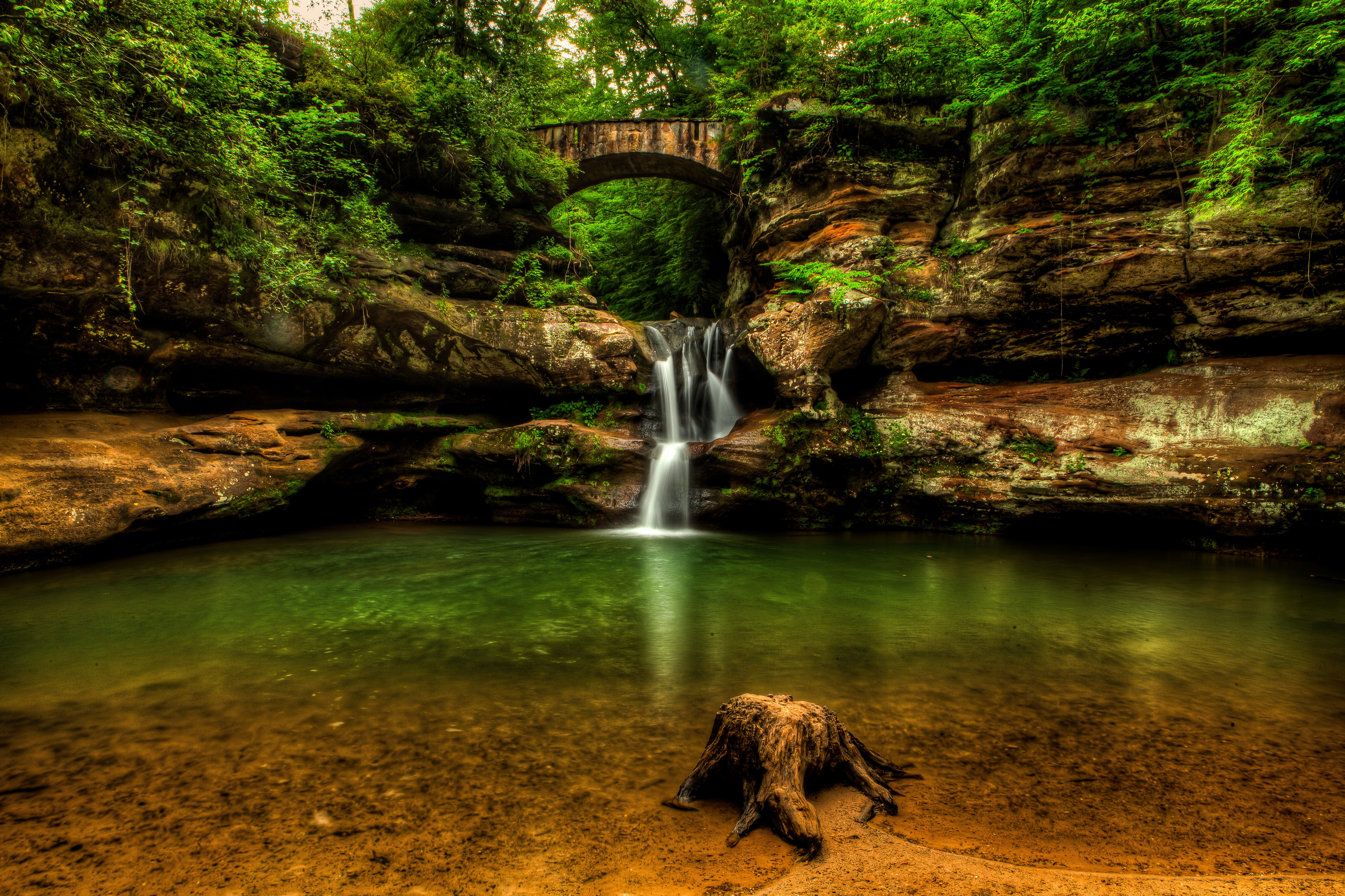 Upper Falls Old Mans Cave Hocking Hills State Park Waterfall HD Wallpaper