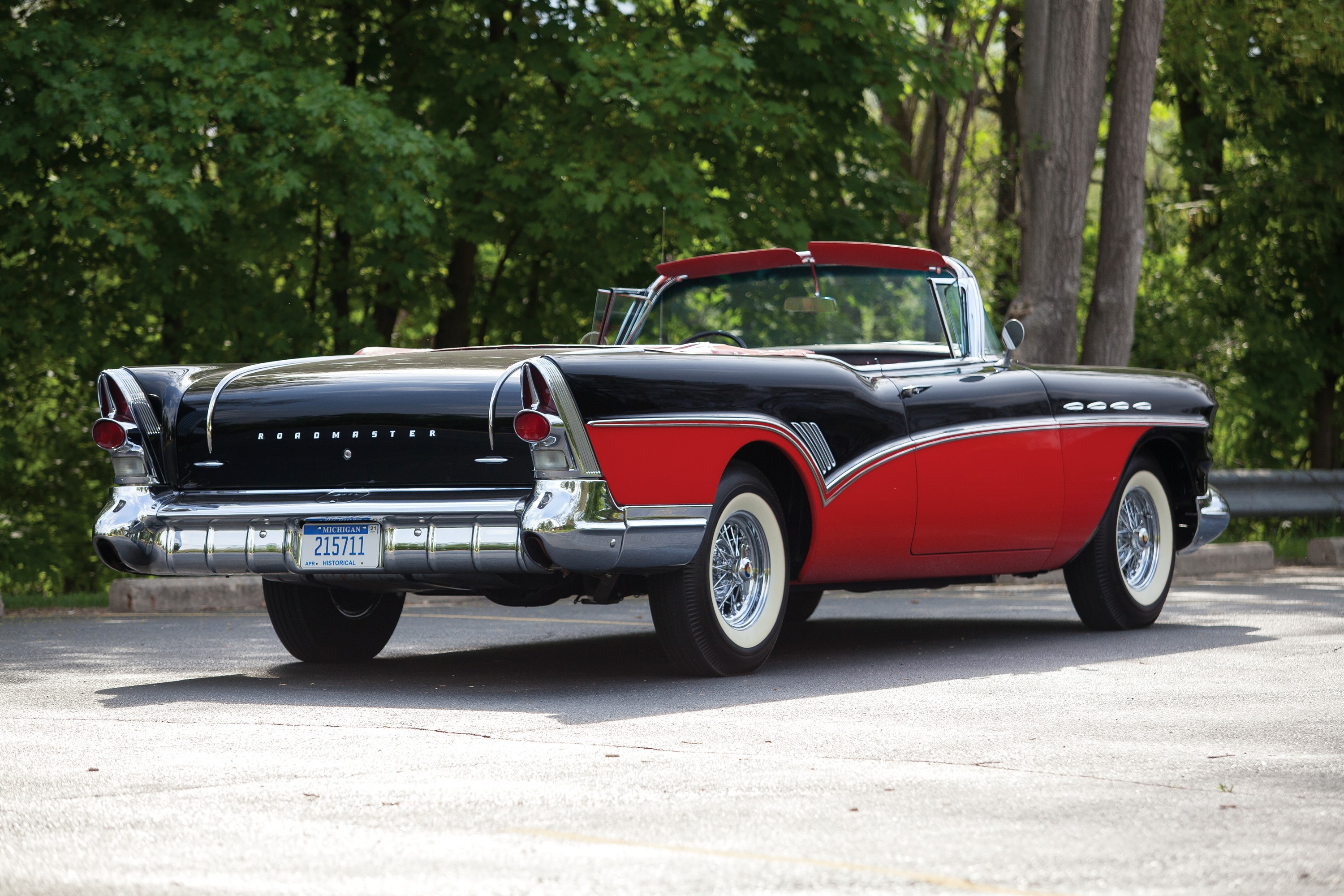 1957 Buick Roadmaster Convertible HD Wallpaper