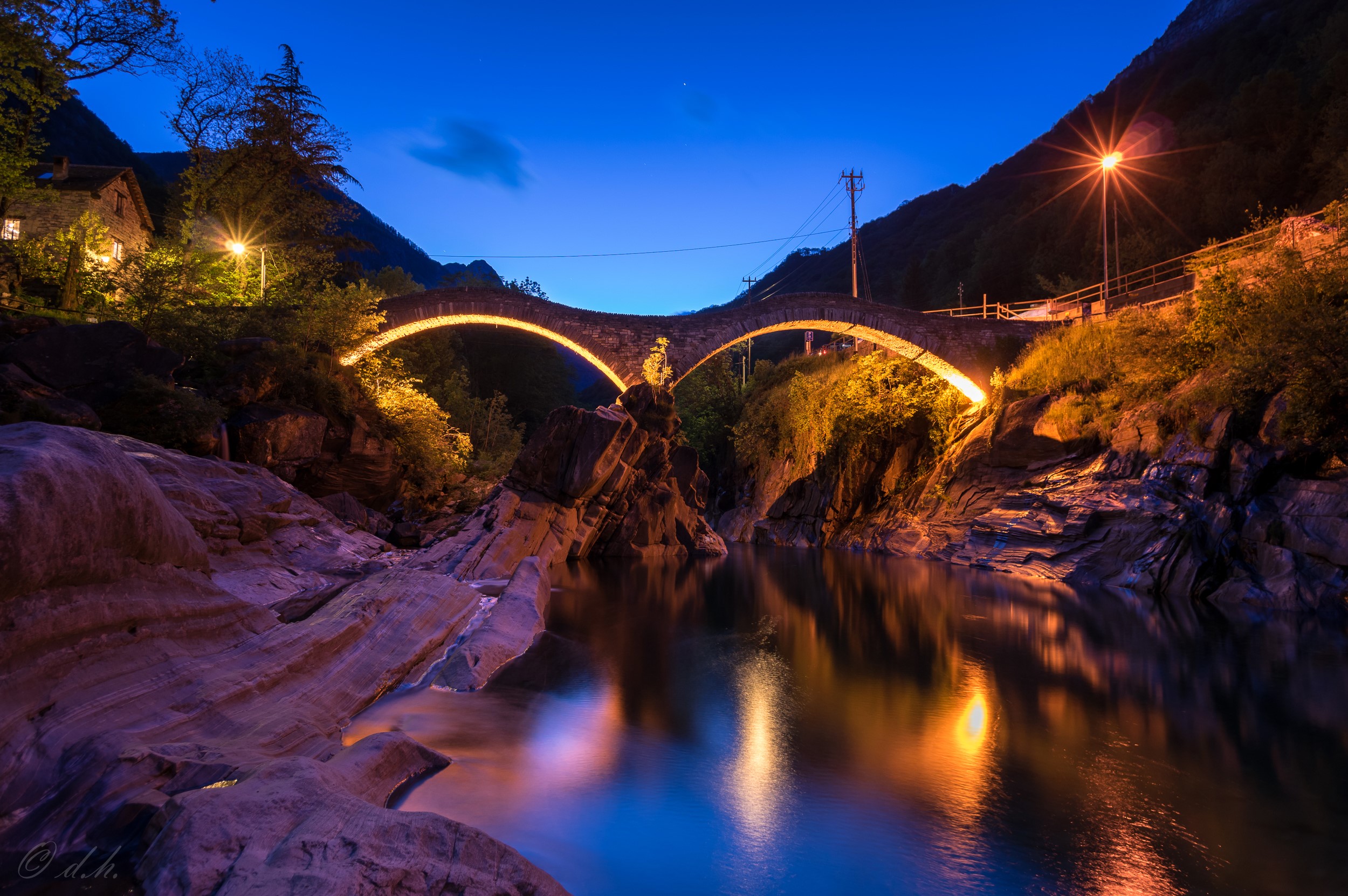 Stone bridge over a river at night in Lavertezzo, Switzerland HD Wallpaper
