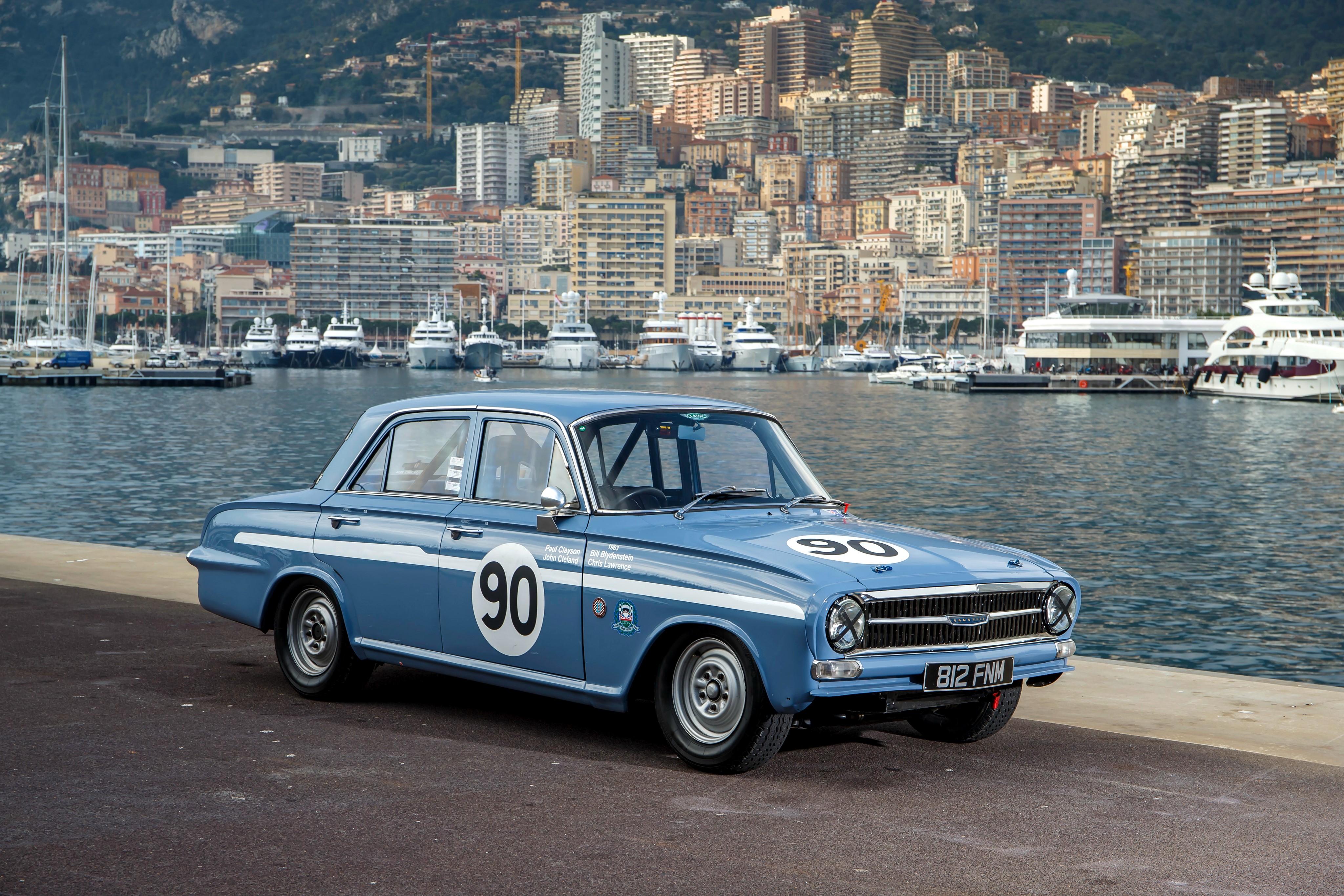 1962 Vauxhall Victor Saloon Race Car in Monaco HD Wallpaper