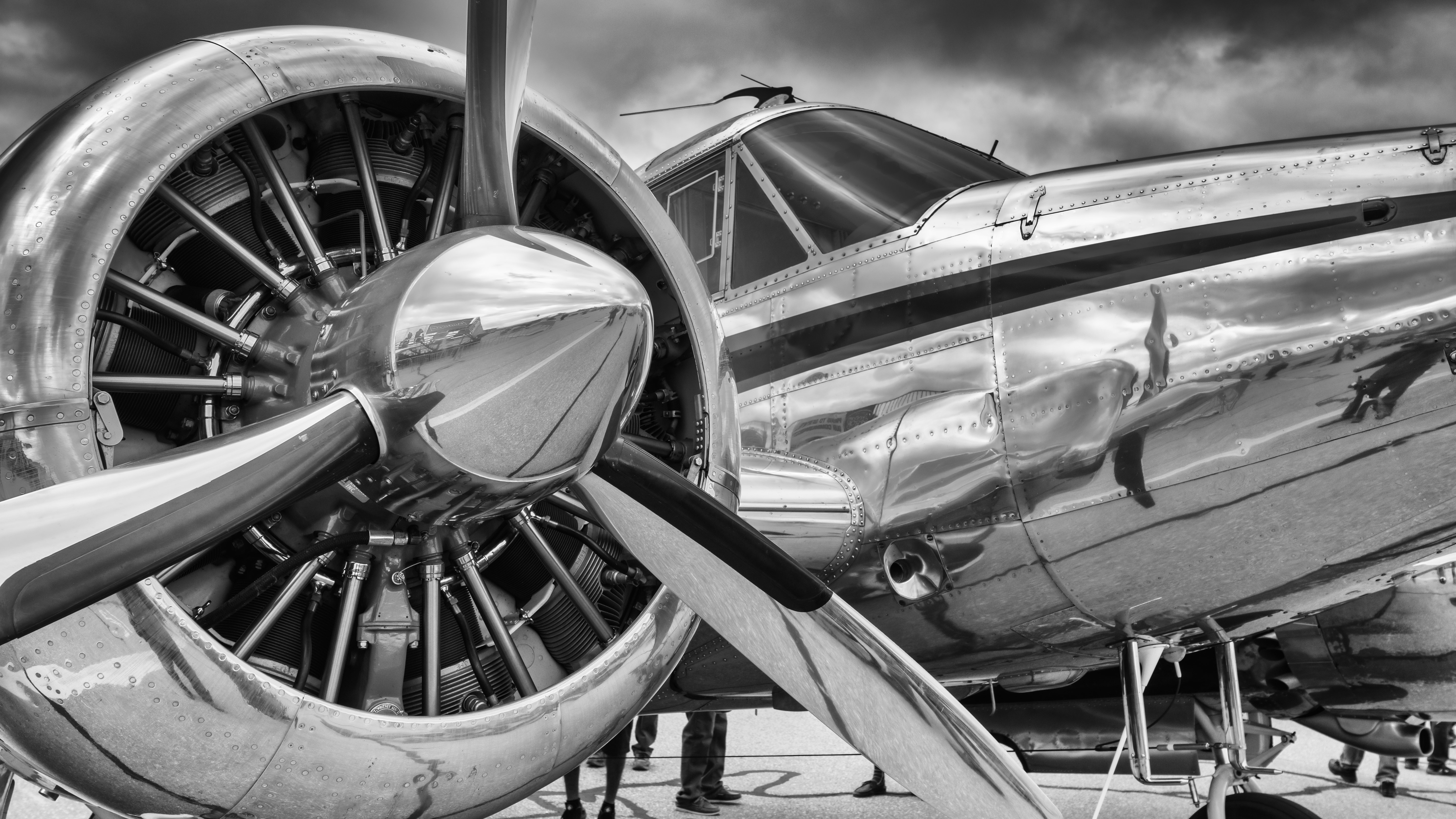 Airplane Engine and Cockpit Closeup HD Wallpaper