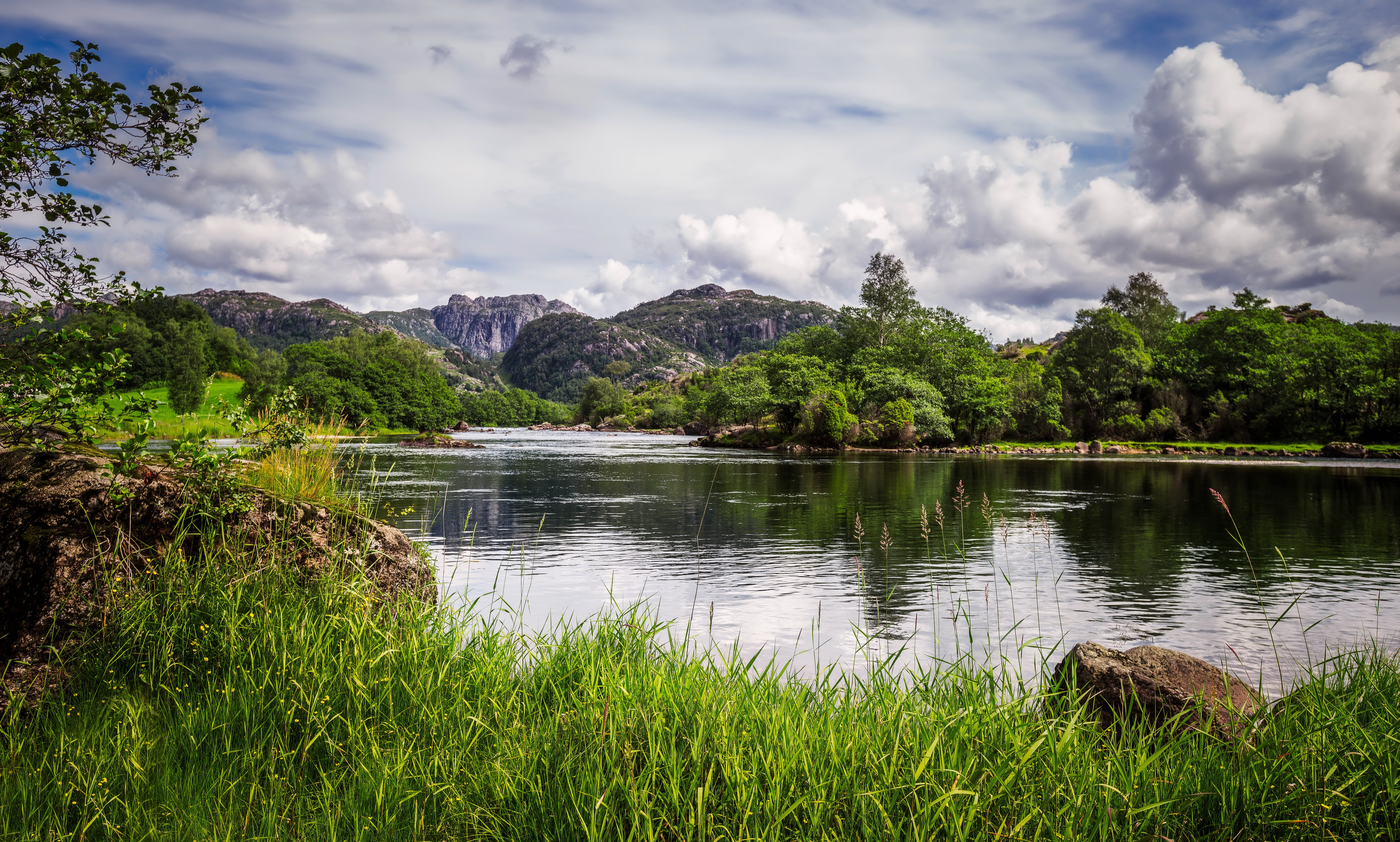 Mountains and Lake Scenery in Egersund, Norway HD Wallpaper