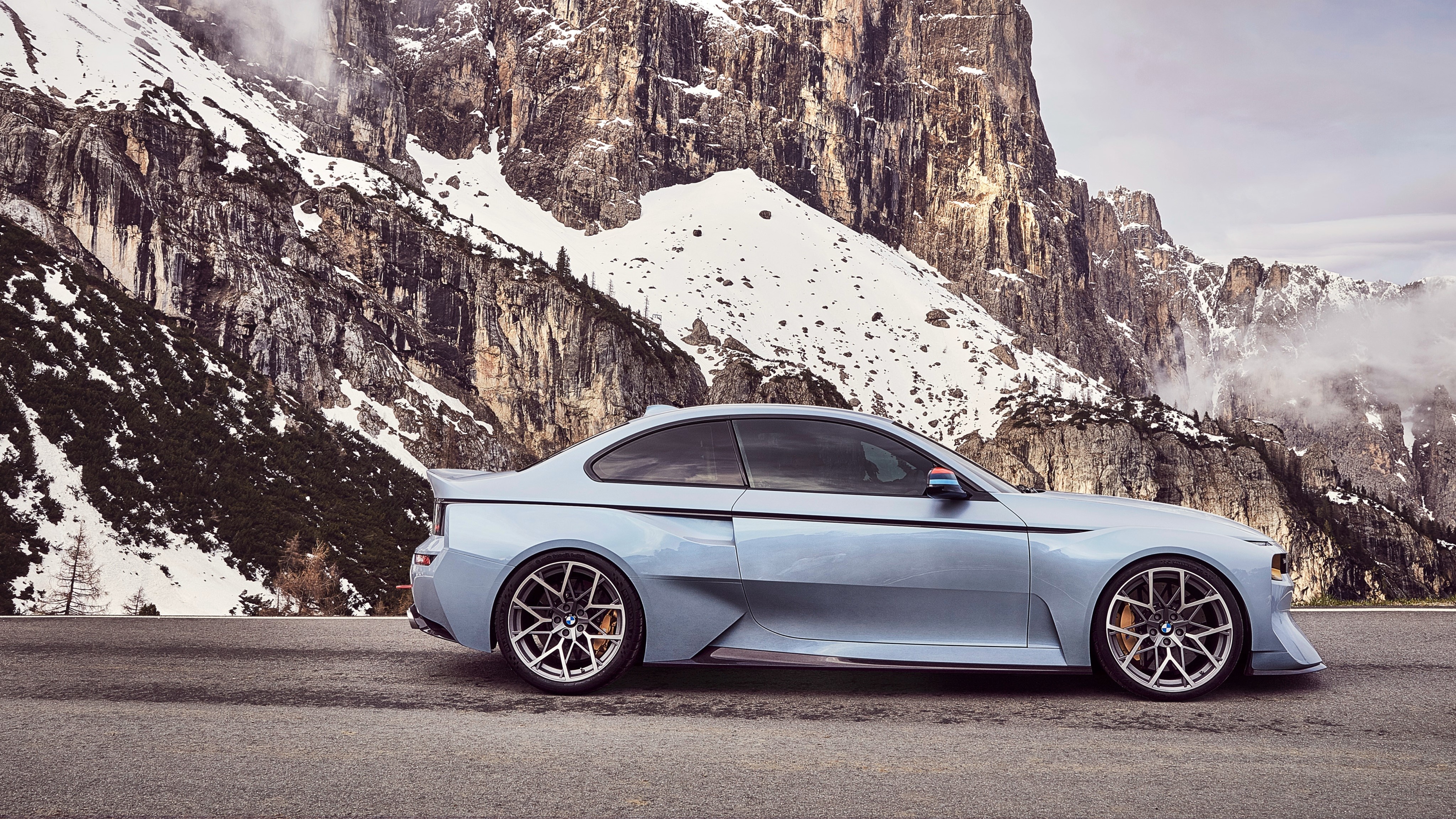 BMW 2002 Hommage Concept car side view HD Wallpaper