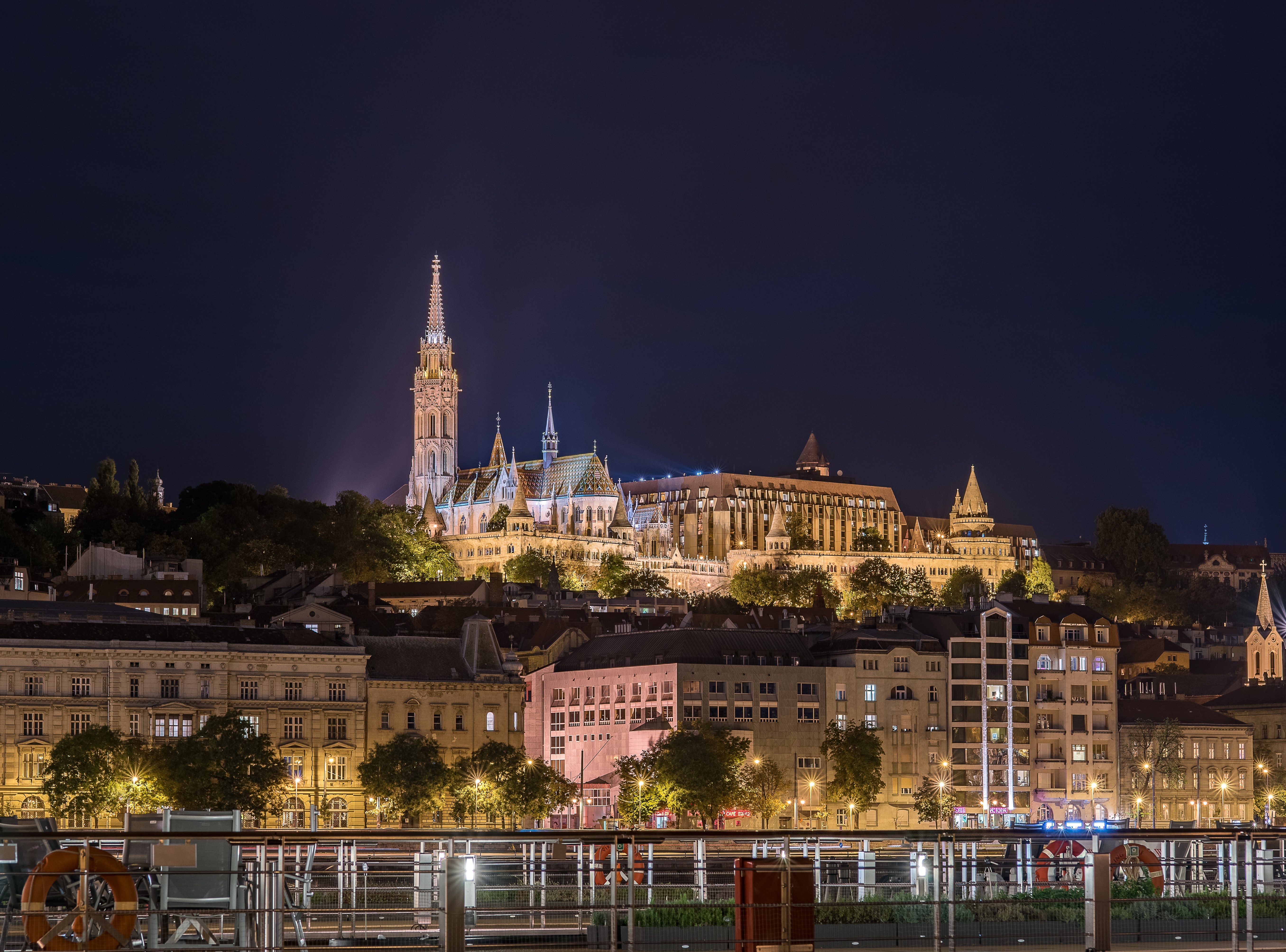 Budapest Hungary Nighttime Cityscape with Matthias Church HD Wallpaper