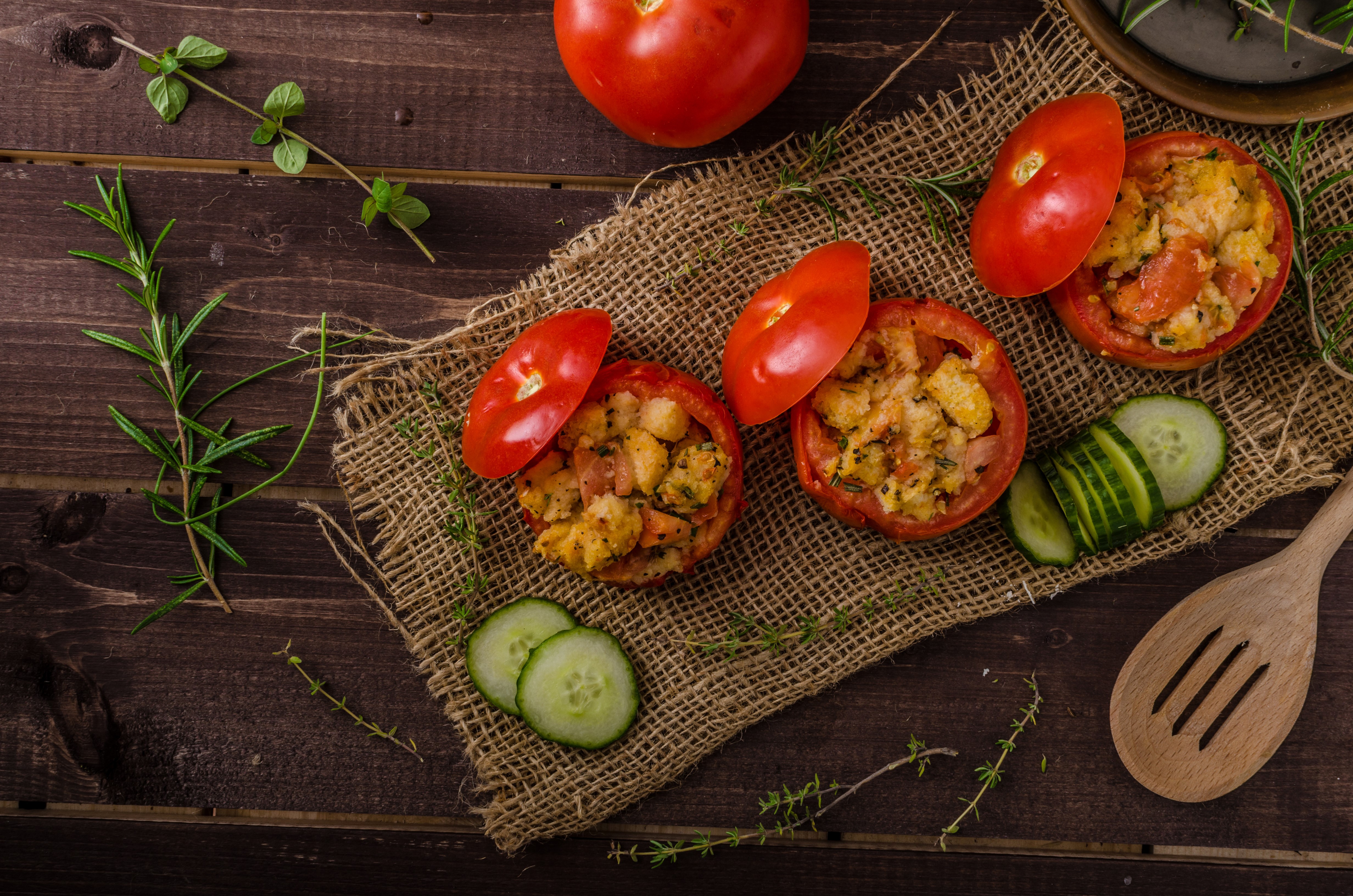 4K Tomatoes stuffed with bread and herbs HD Wallpaper