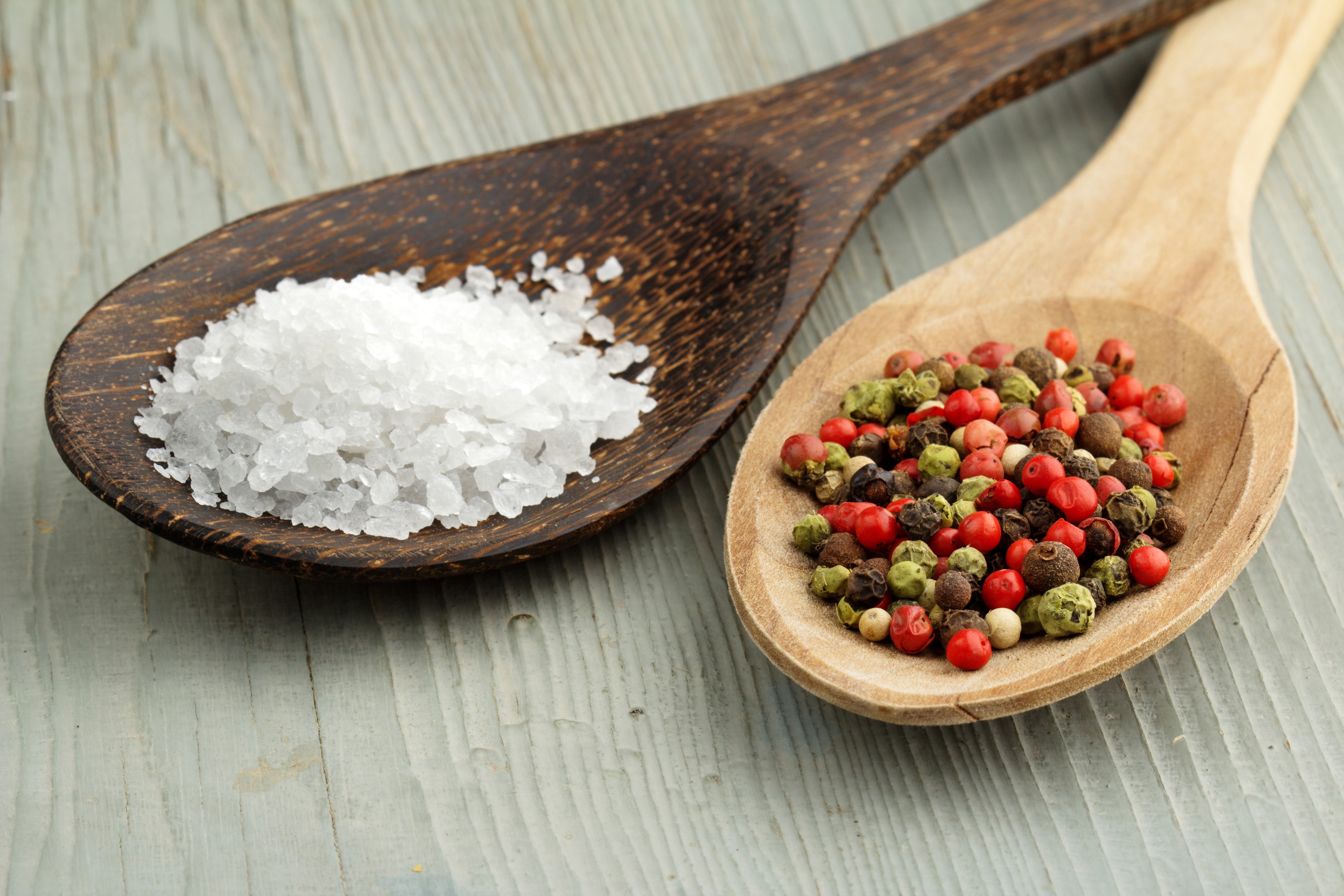 Salt and Peppercorns on Wooden Spoons HD Wallpaper