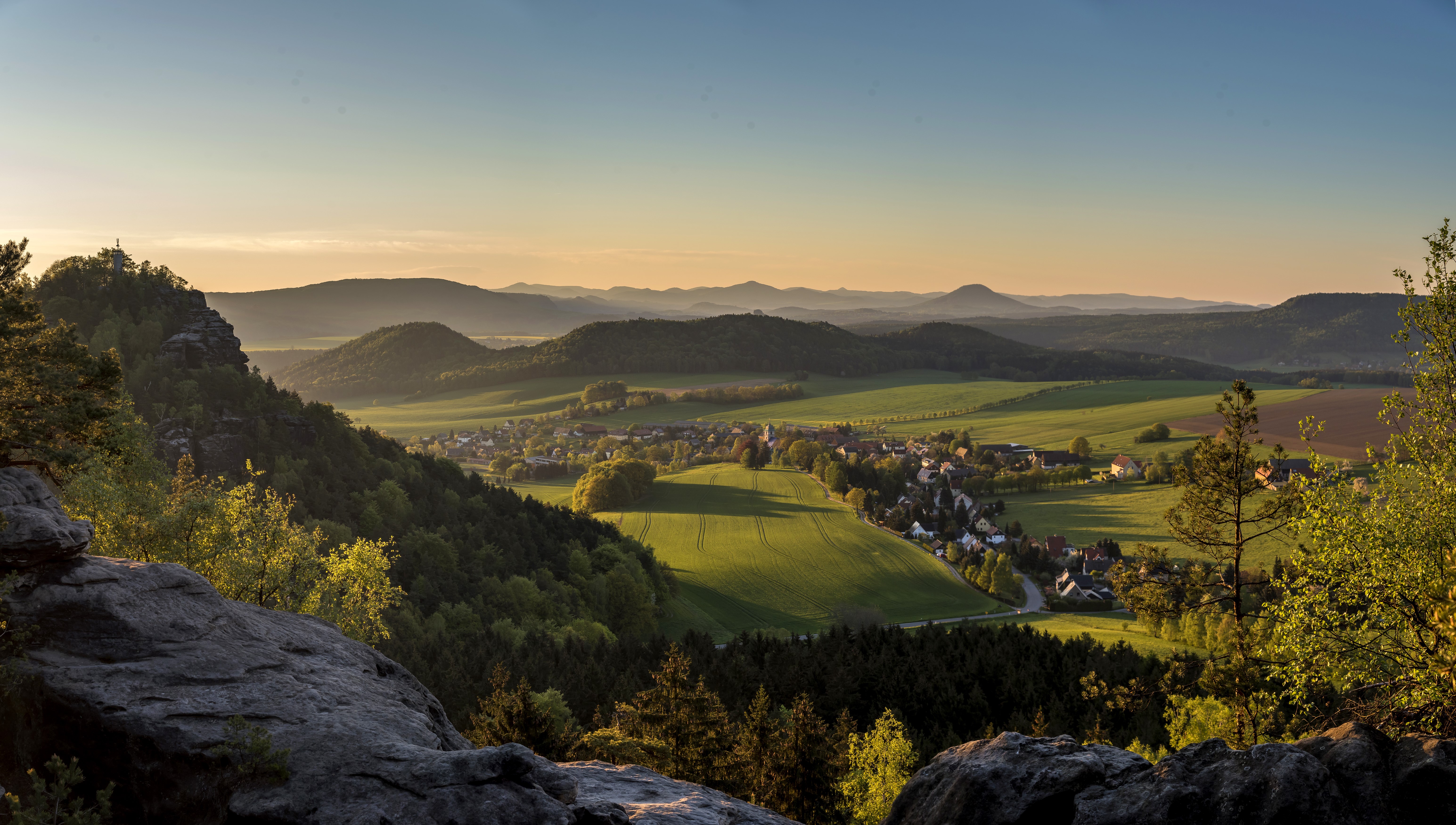 Papstdorf Germany Scenery with Houses and Fields at Evening HD Wallpaper