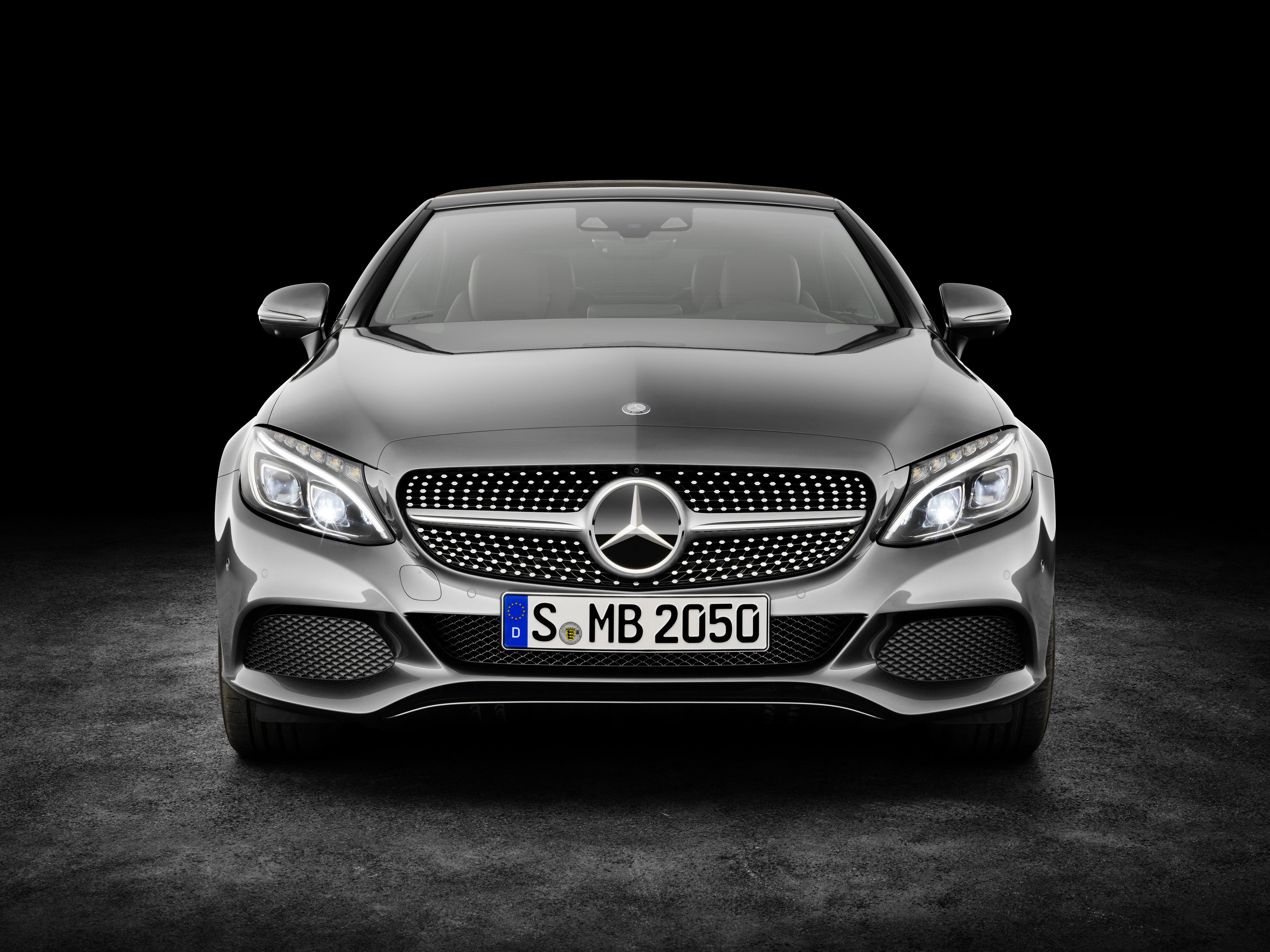 4K Mercedes-Benz AMG C-Class Cabriolet A205 Front HD Wallpaper