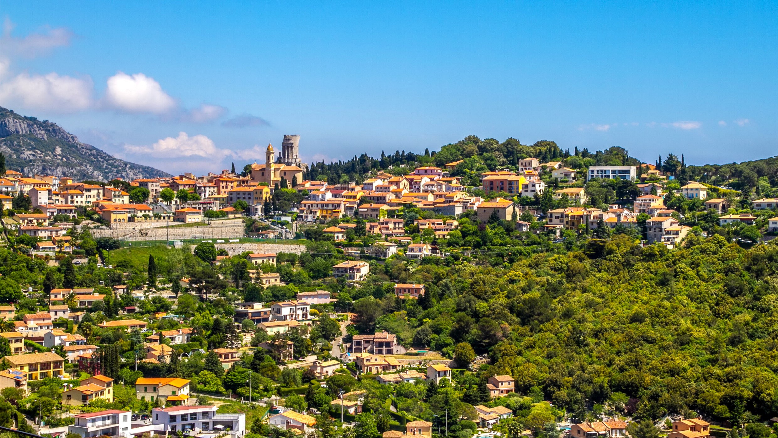 La Turbie, France: Houses on a Hillside HD Wallpaper