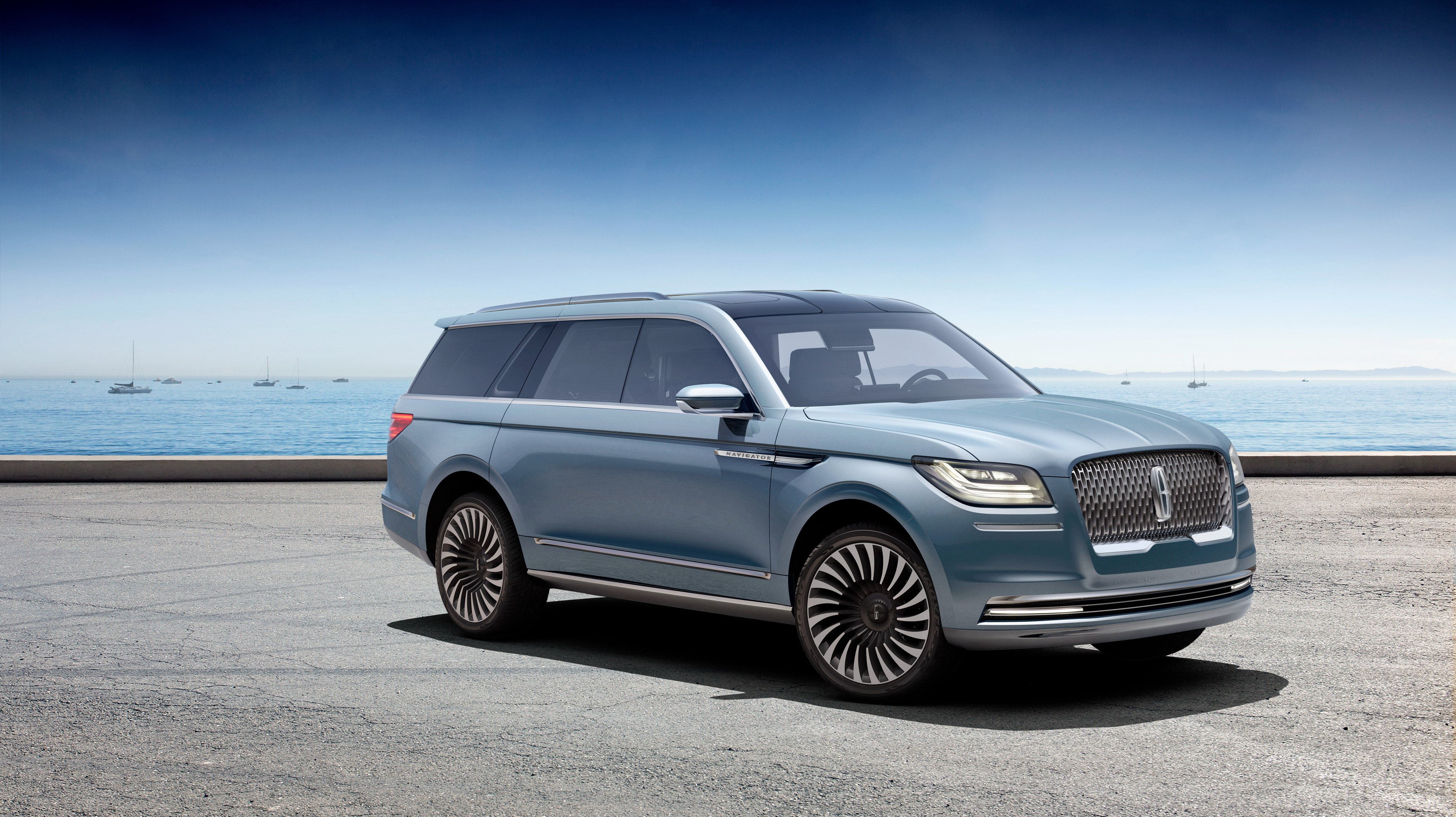 Lincoln Navigator Concept car by the sea HD Wallpaper