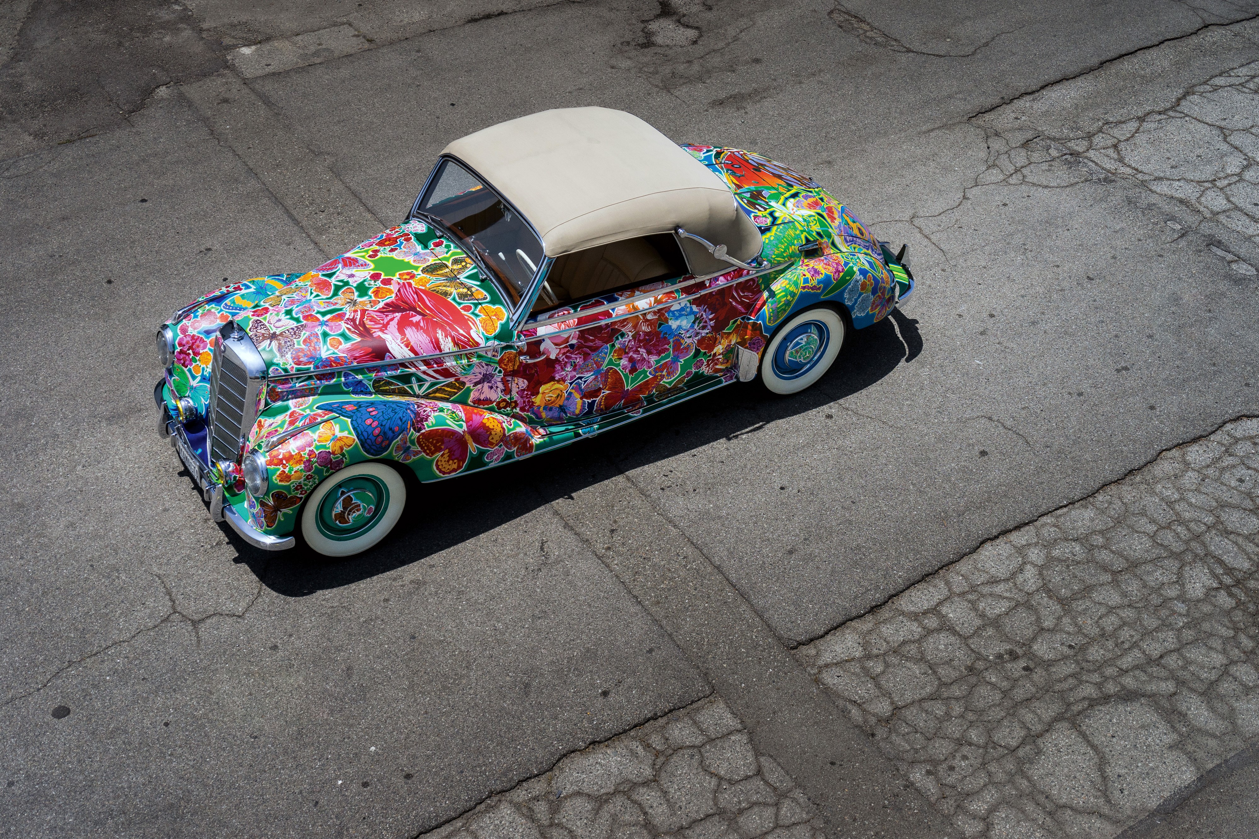 4K Mercedes-Benz 220 Cabriolet A Earthly Paradise Art Car by Hiro Yamagata HD Wallpaper