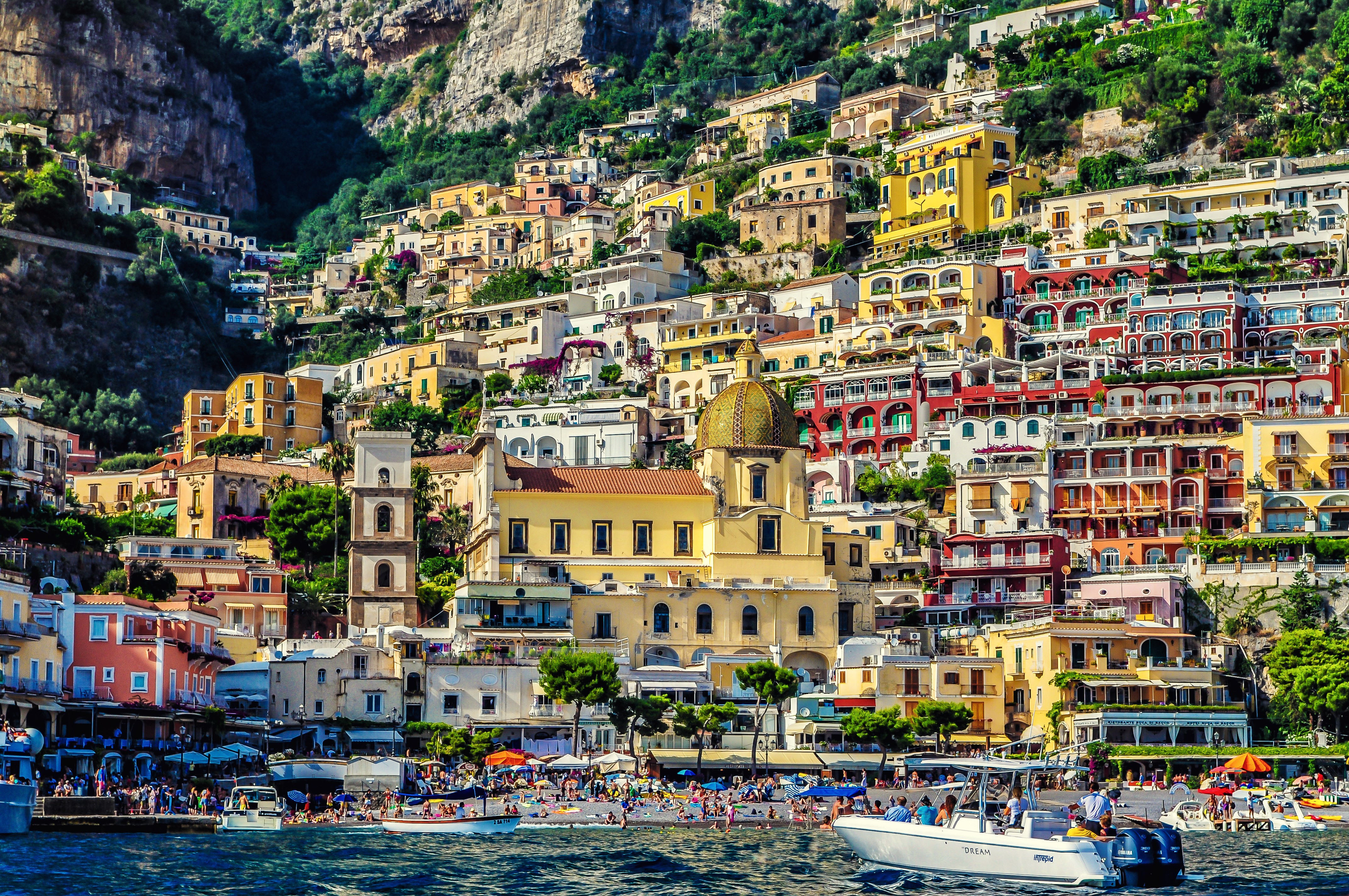 Positano, Italy: Colorful Houses on a Hillside HD Wallpaper