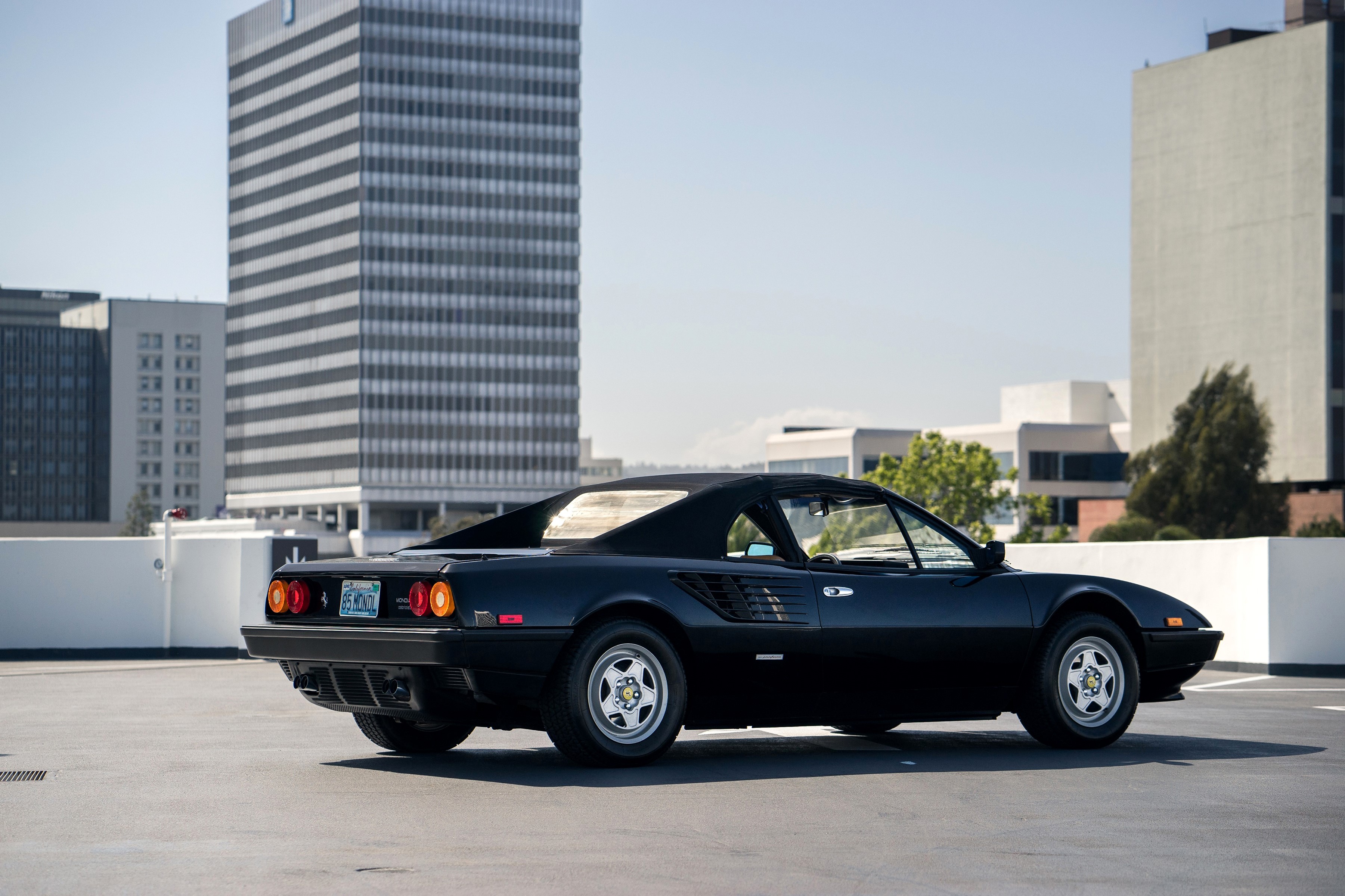 Black 1984-85 Mondial Cabriolet Ferrari by Pininfarina HD Wallpaper