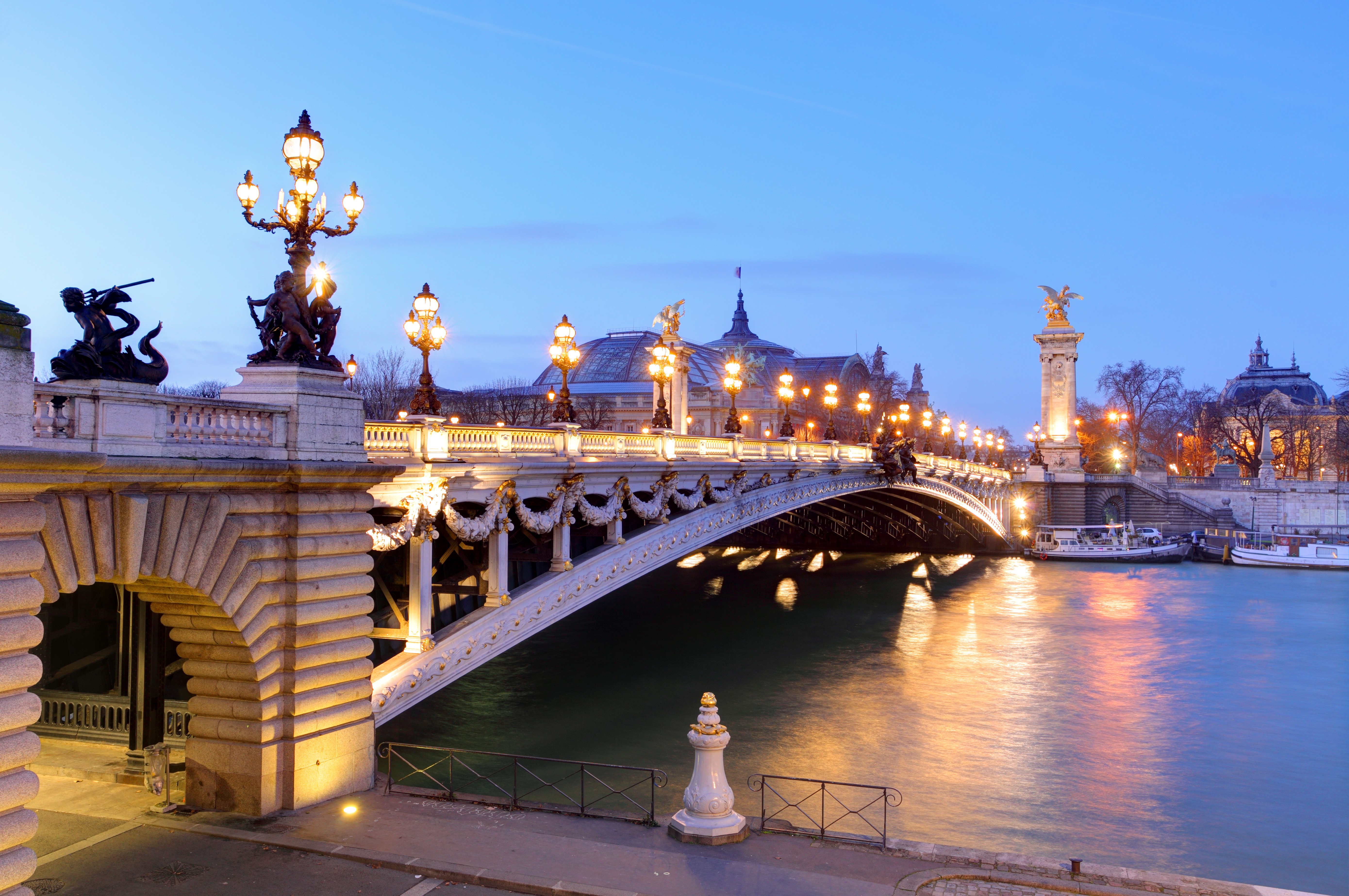 Pont Alexandre III and Grand Palais at dusk, Paris HD Wallpaper