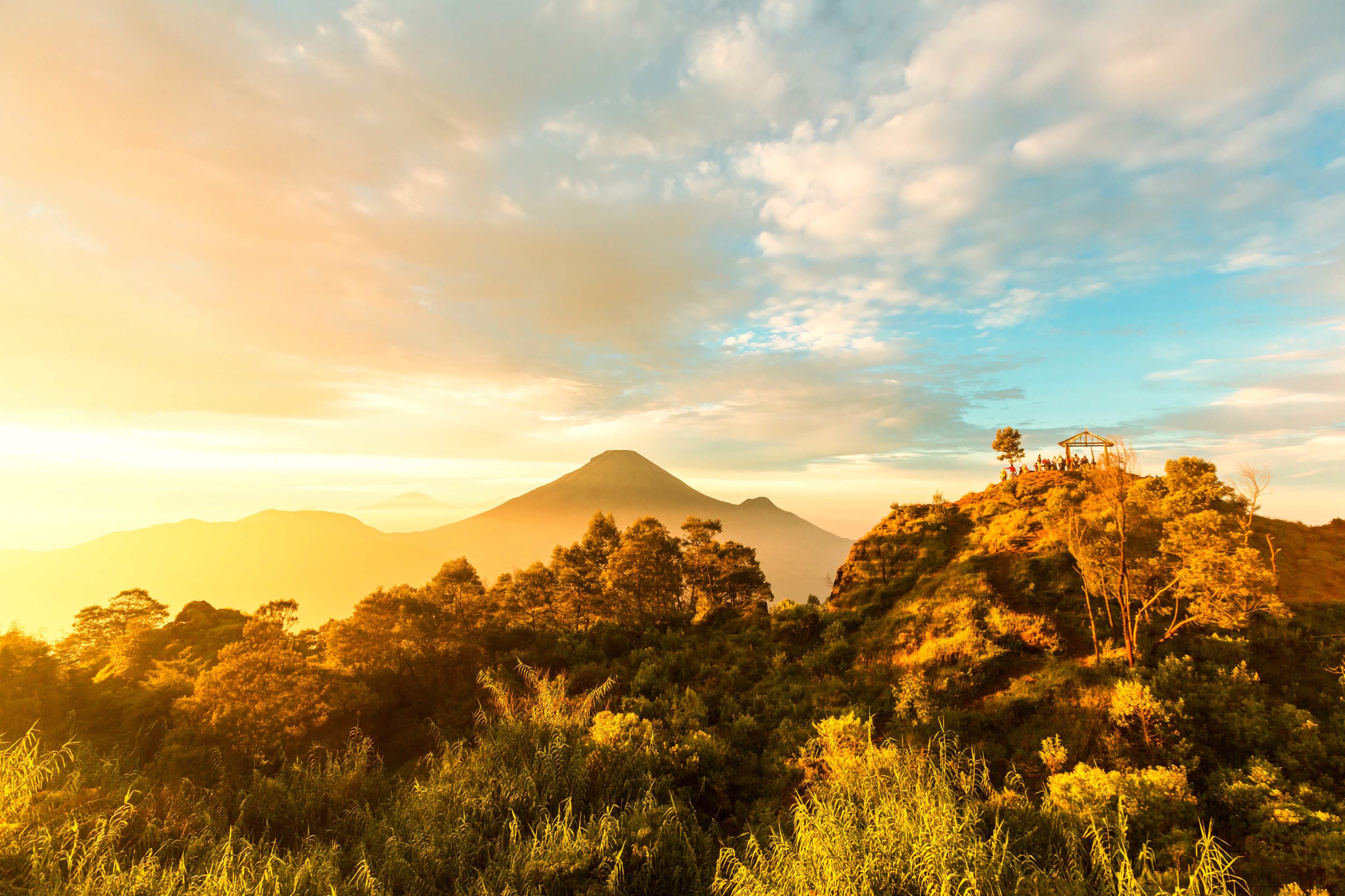Sunrise over mountains on Java island, Indonesia HD Wallpaper