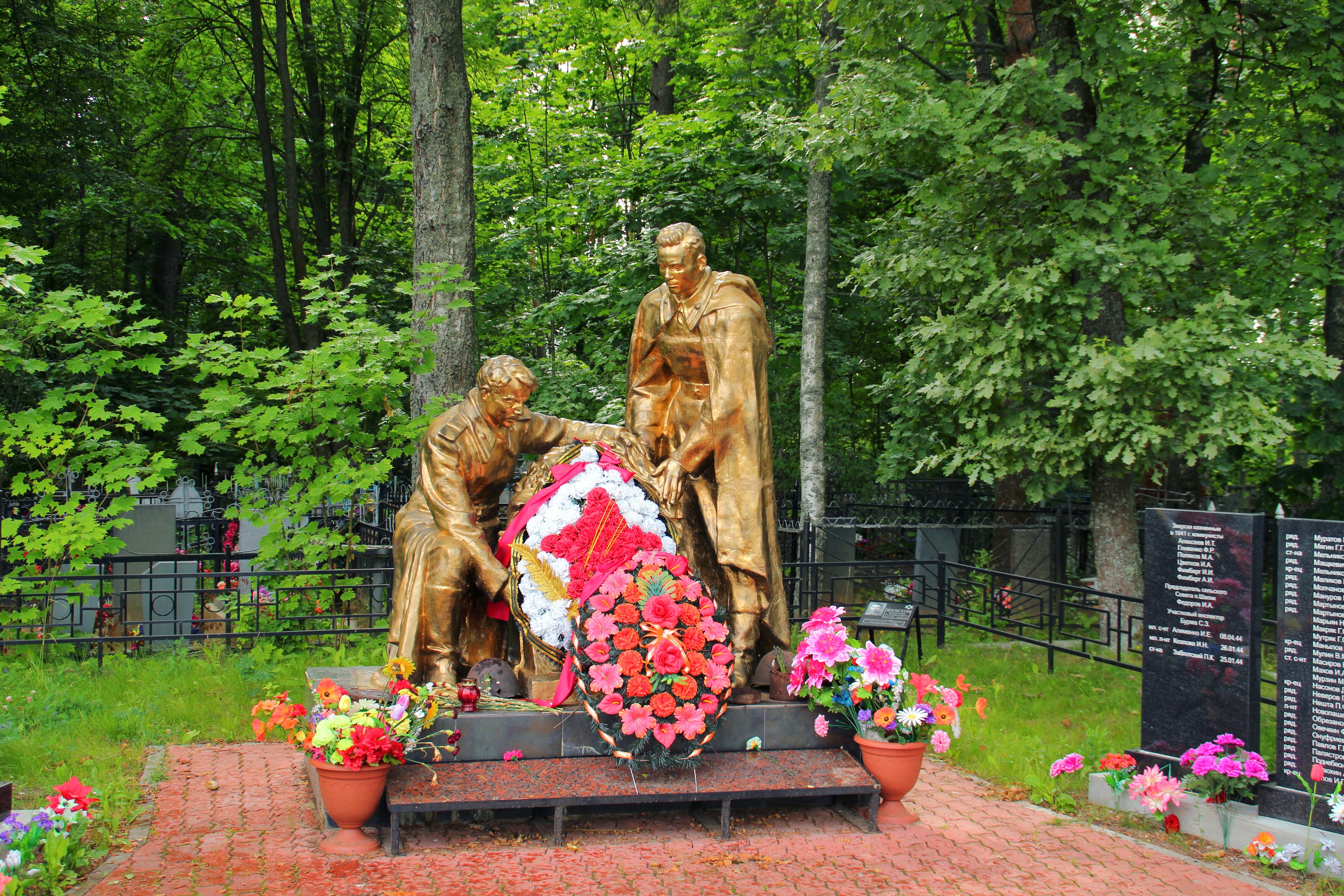 Monument in Tosnensky District Leningrad region, Russia HD Wallpaper