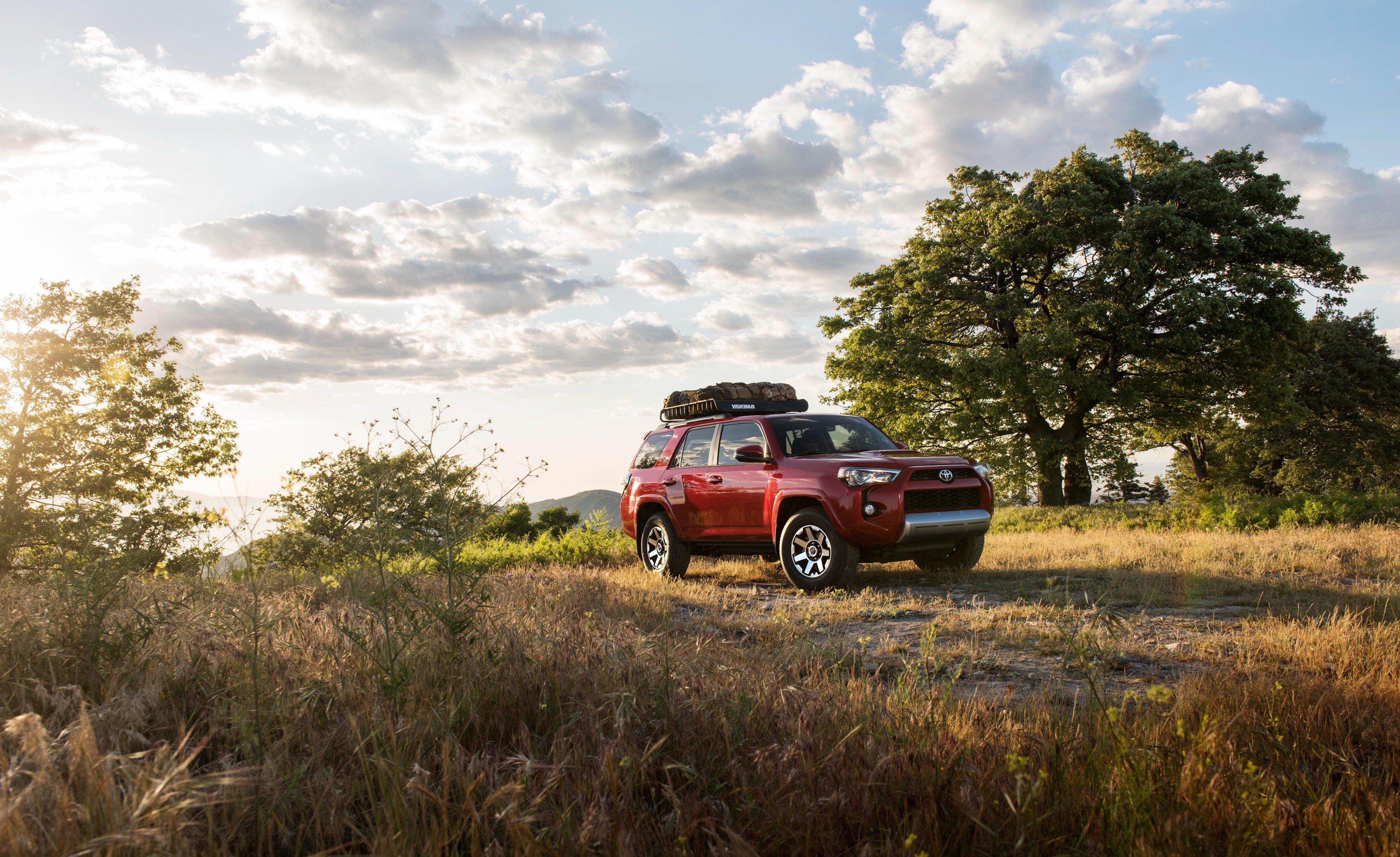 Red 2017 Toyota 4Runner TRD Off-Road SUV HD Wallpaper