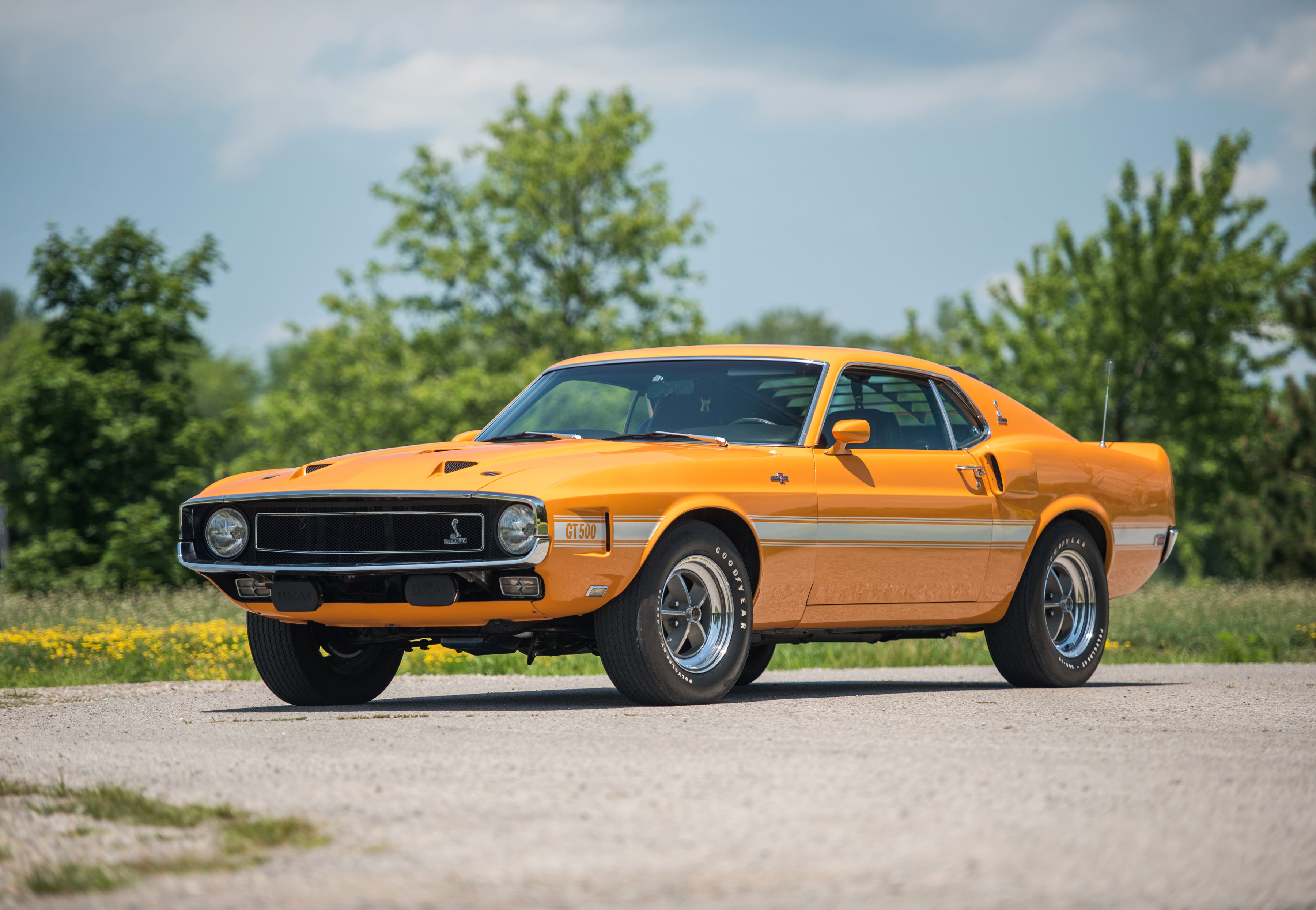 1969 Shelby GT500 Mustang in Orange HD Wallpaper