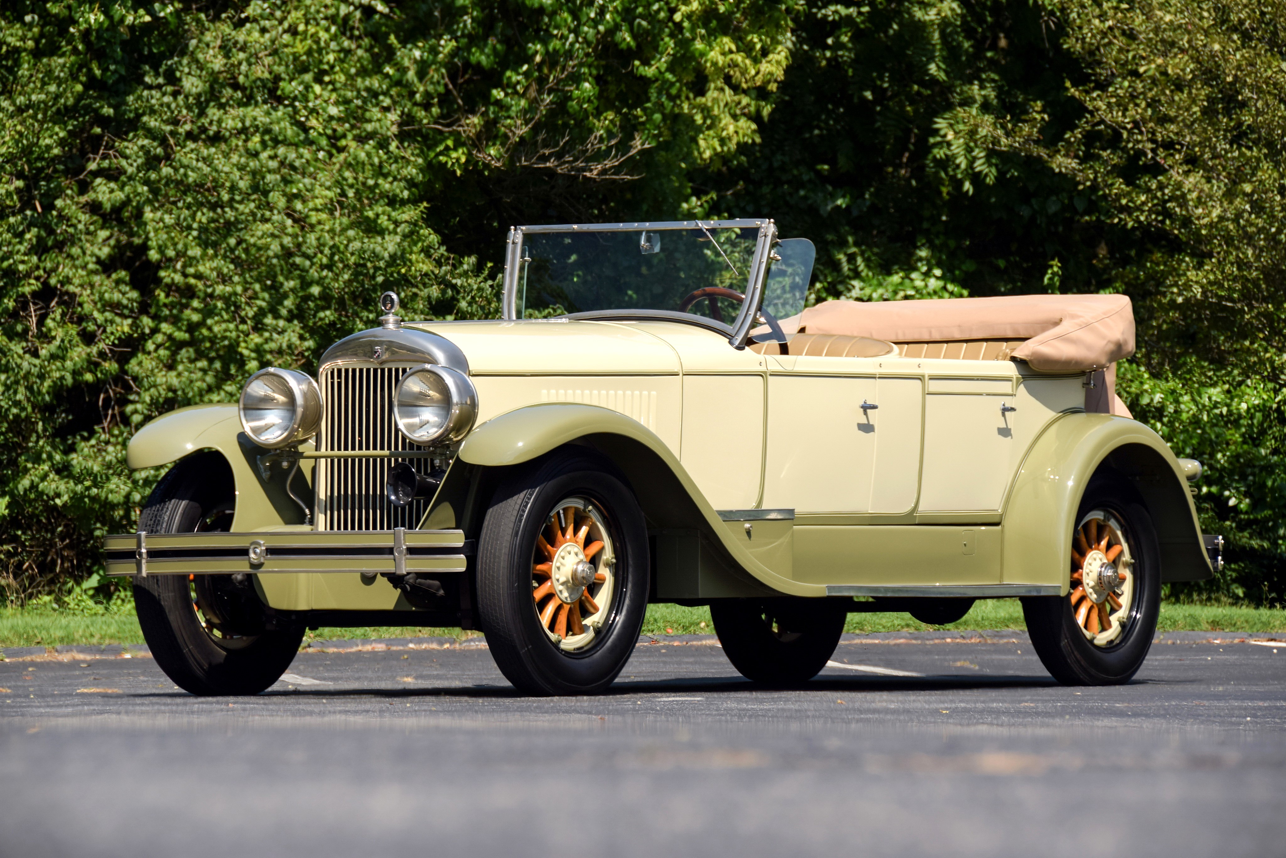 1926 Cadillac V8 Custom Phaeton HD Wallpaper