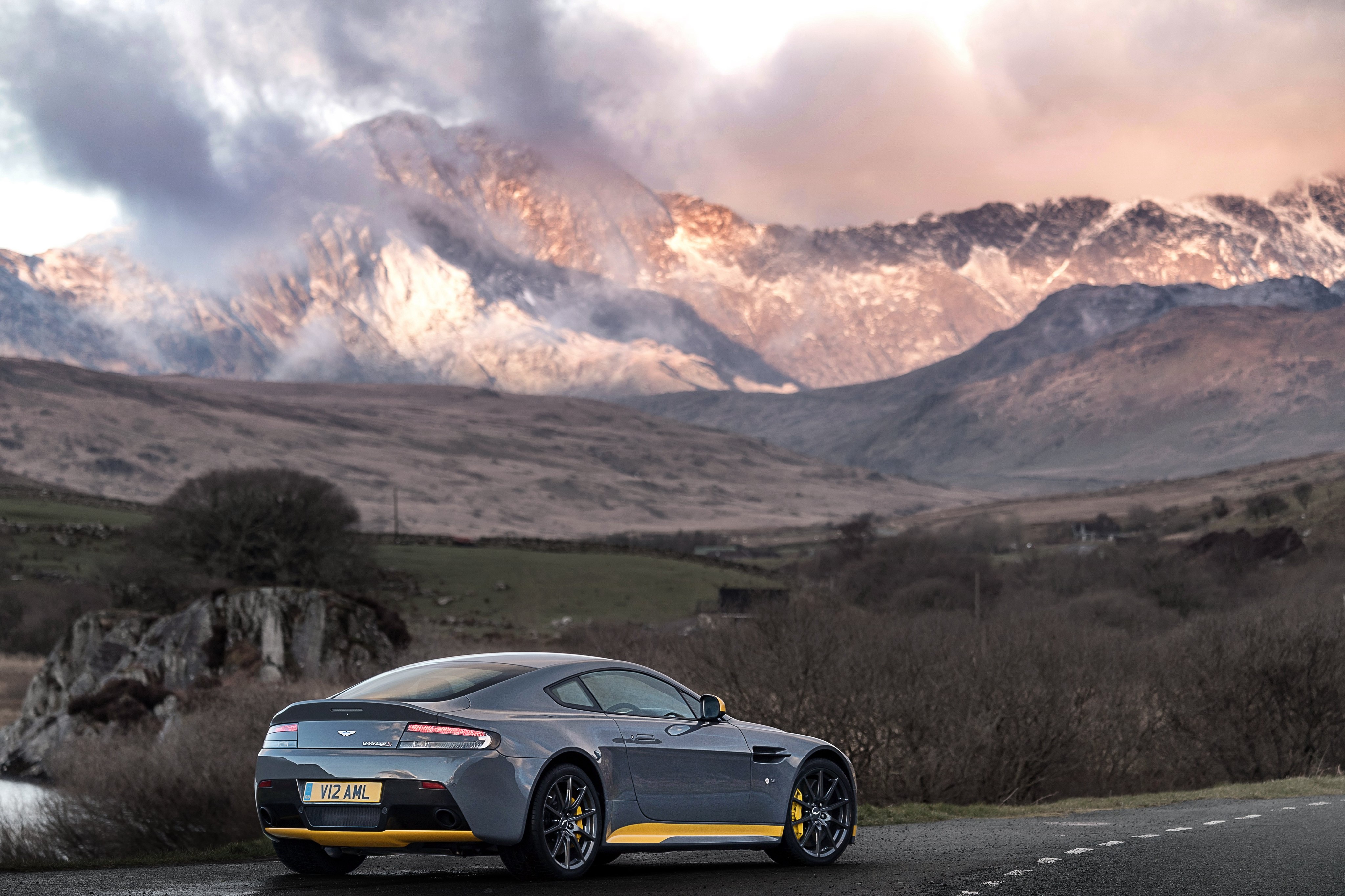 Aston Martin V12 Vantage S Sport-Plus Pack in Mountains HD Wallpaper