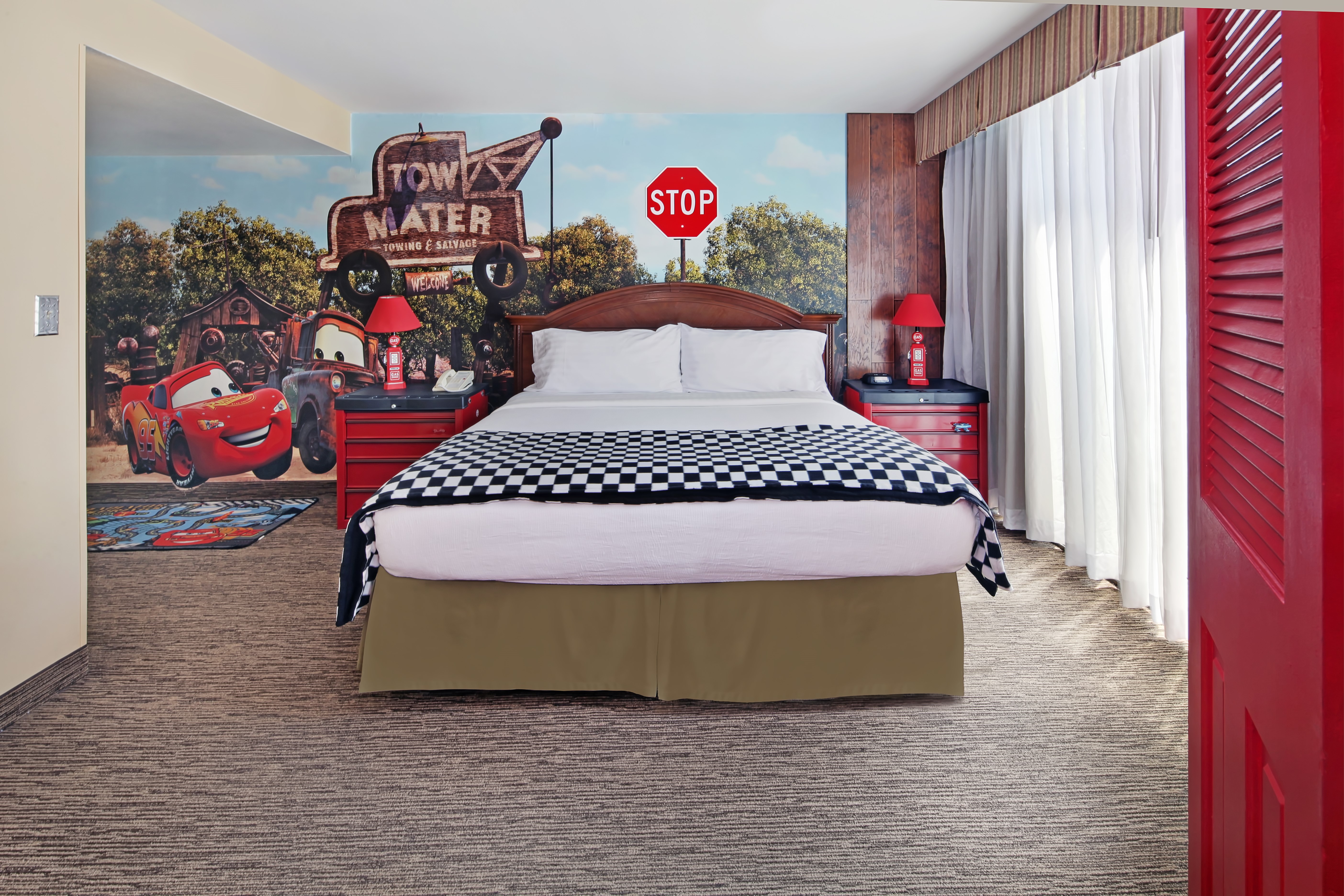 Cars themed bedroom with bed and mural HD Wallpaper