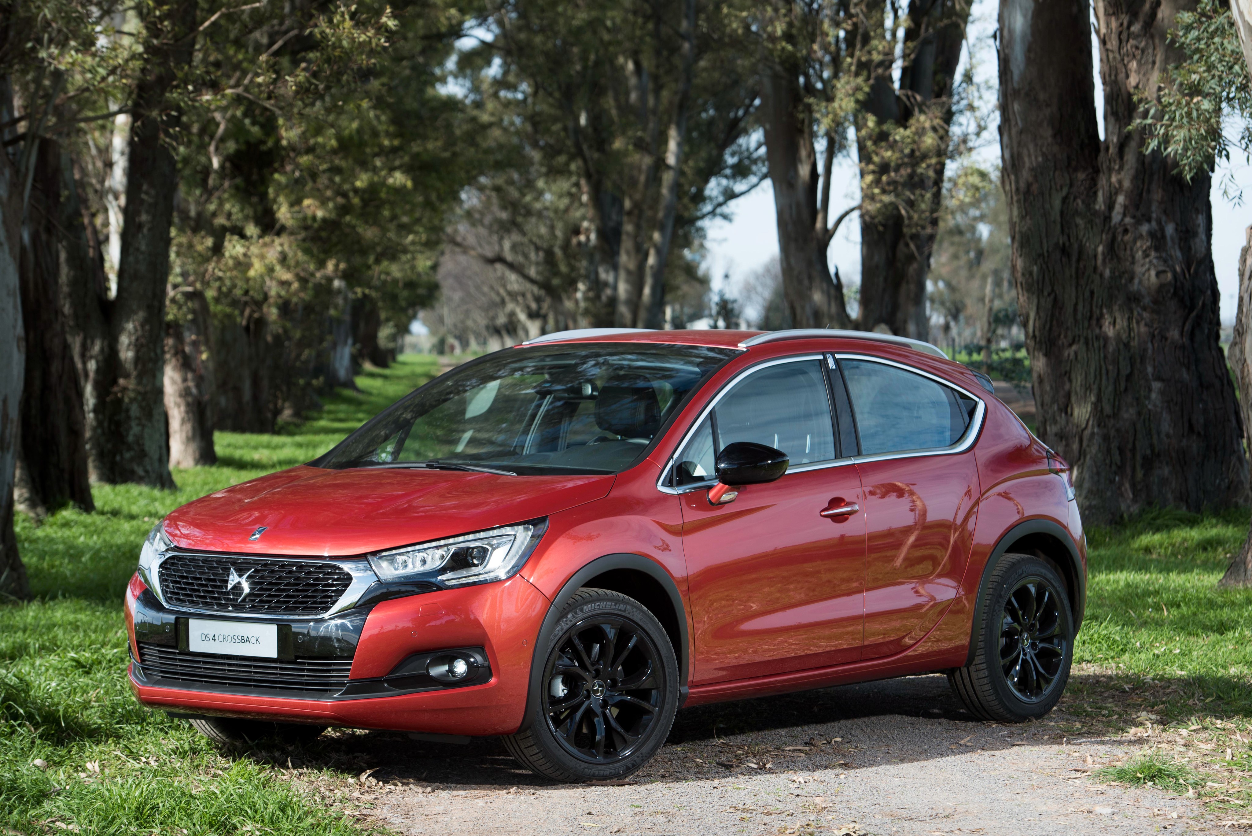 Red DS 4 Crossback parked on a dirt road HD Wallpaper