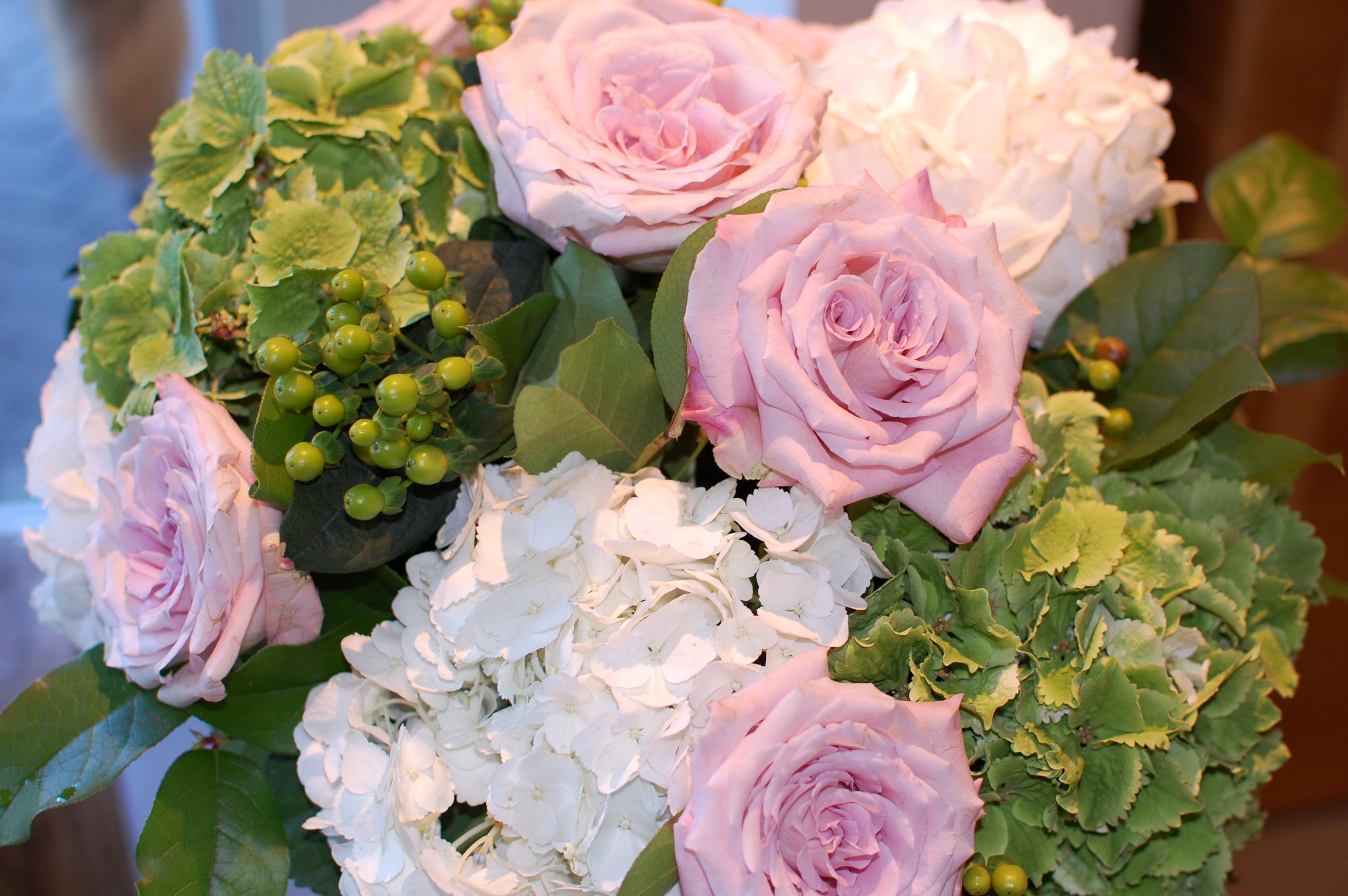 Pink Roses and Hydrangeas Bouquet HD Wallpaper