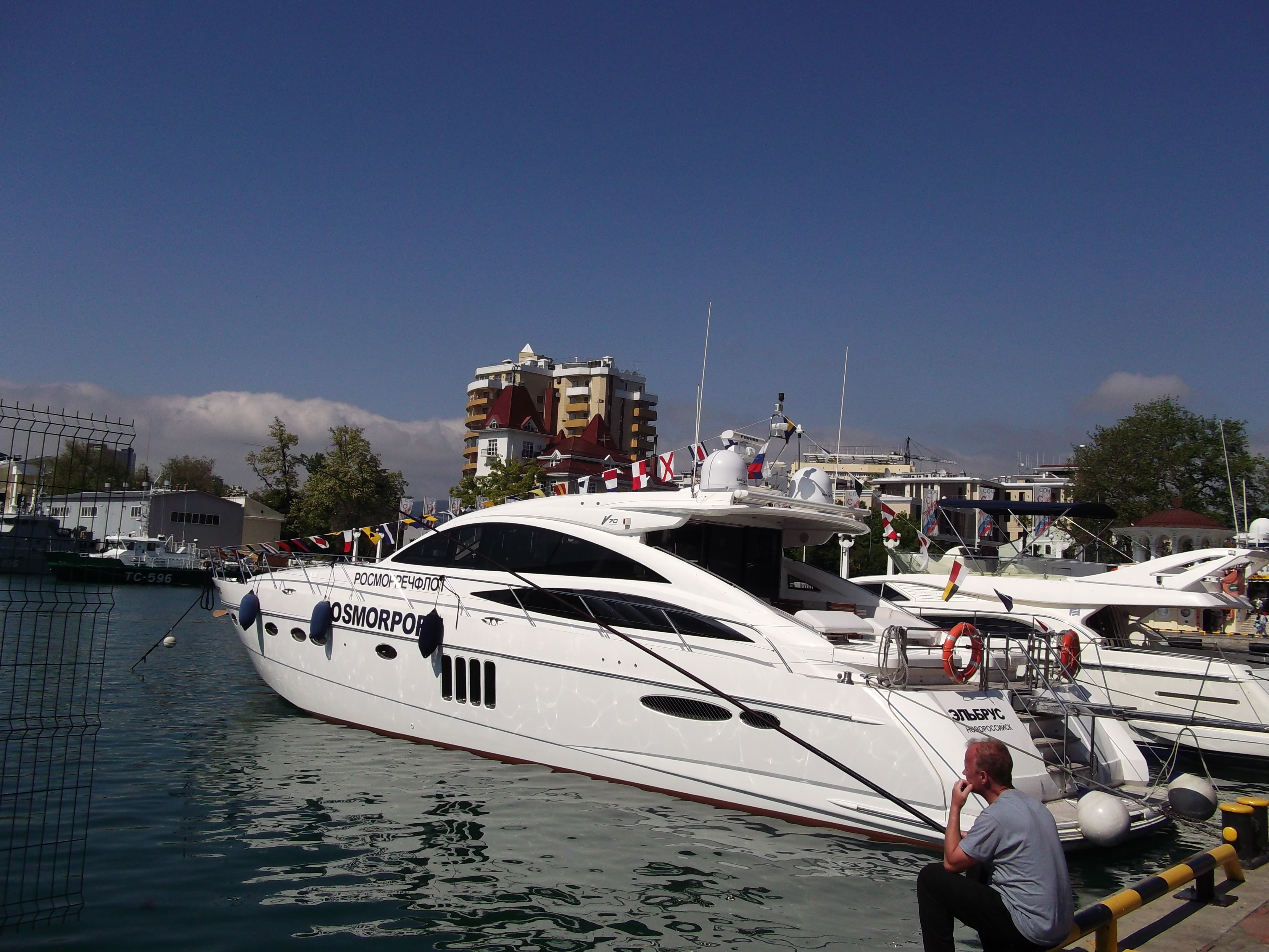 Yachts in Sochi Marina HD Wallpaper
