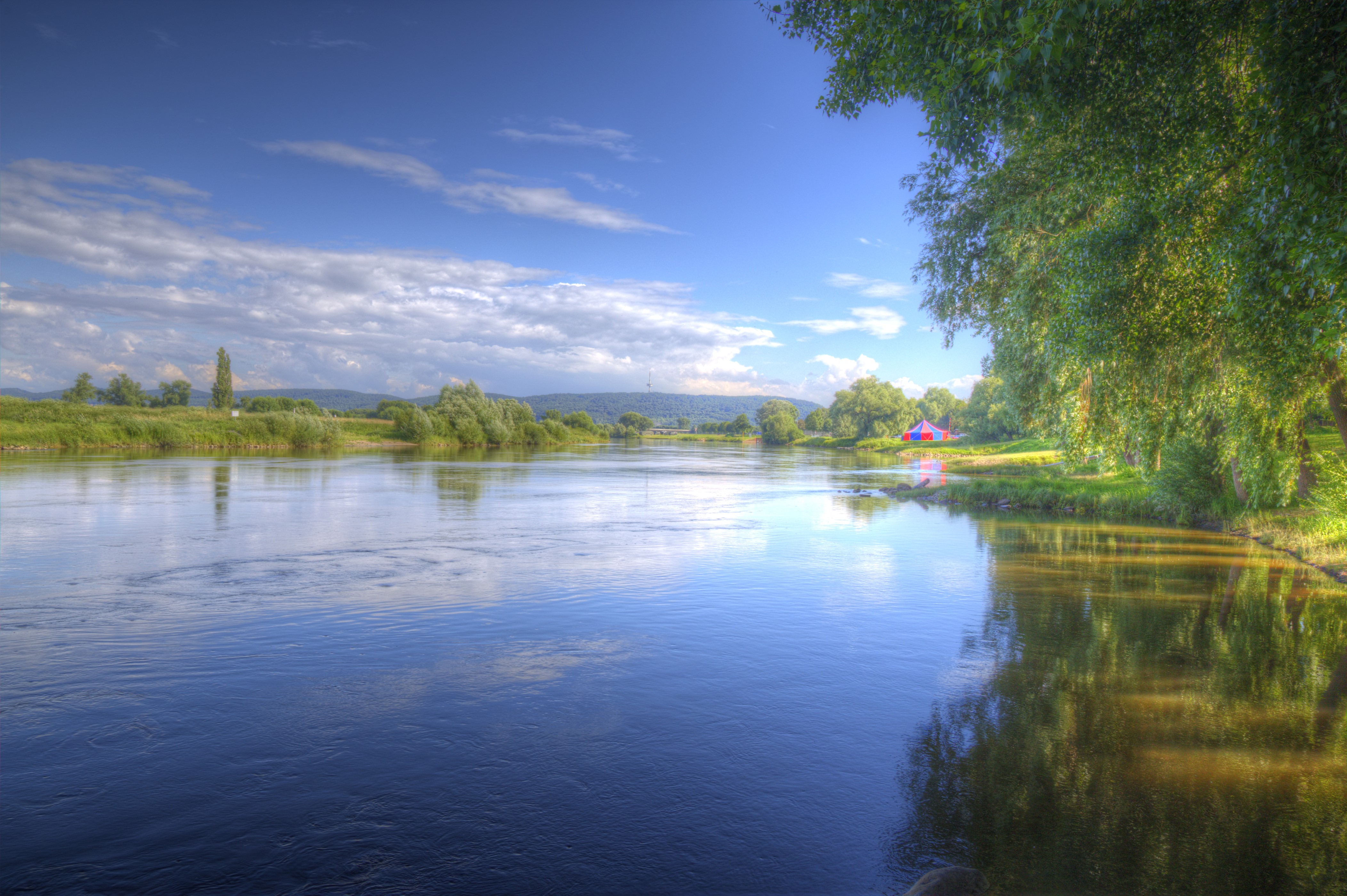 4K Summer River Scenery in Minden Ostwestfalen, Germany HD Wallpaper