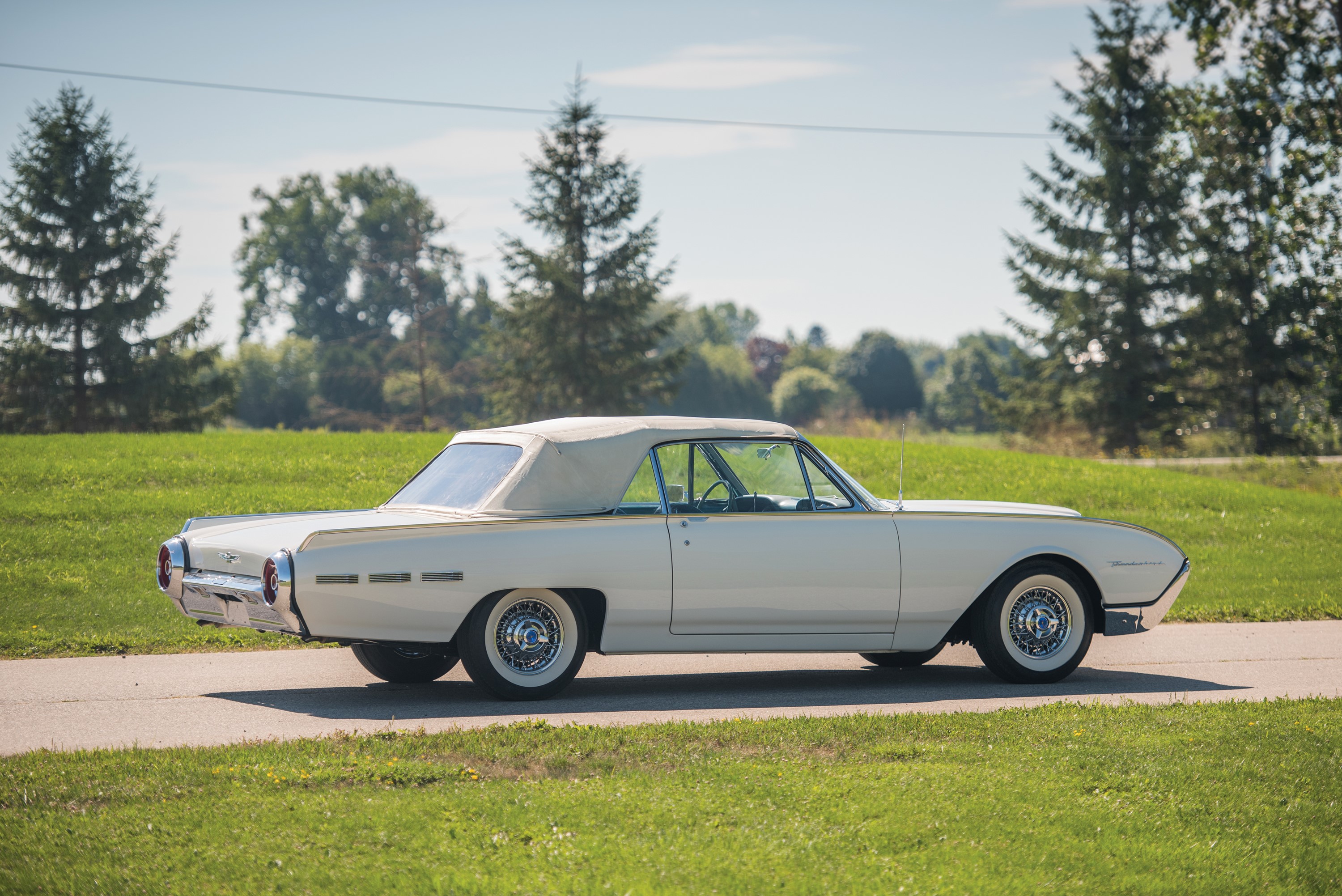 1962 Ford Thunderbird Convertible HD Wallpaper