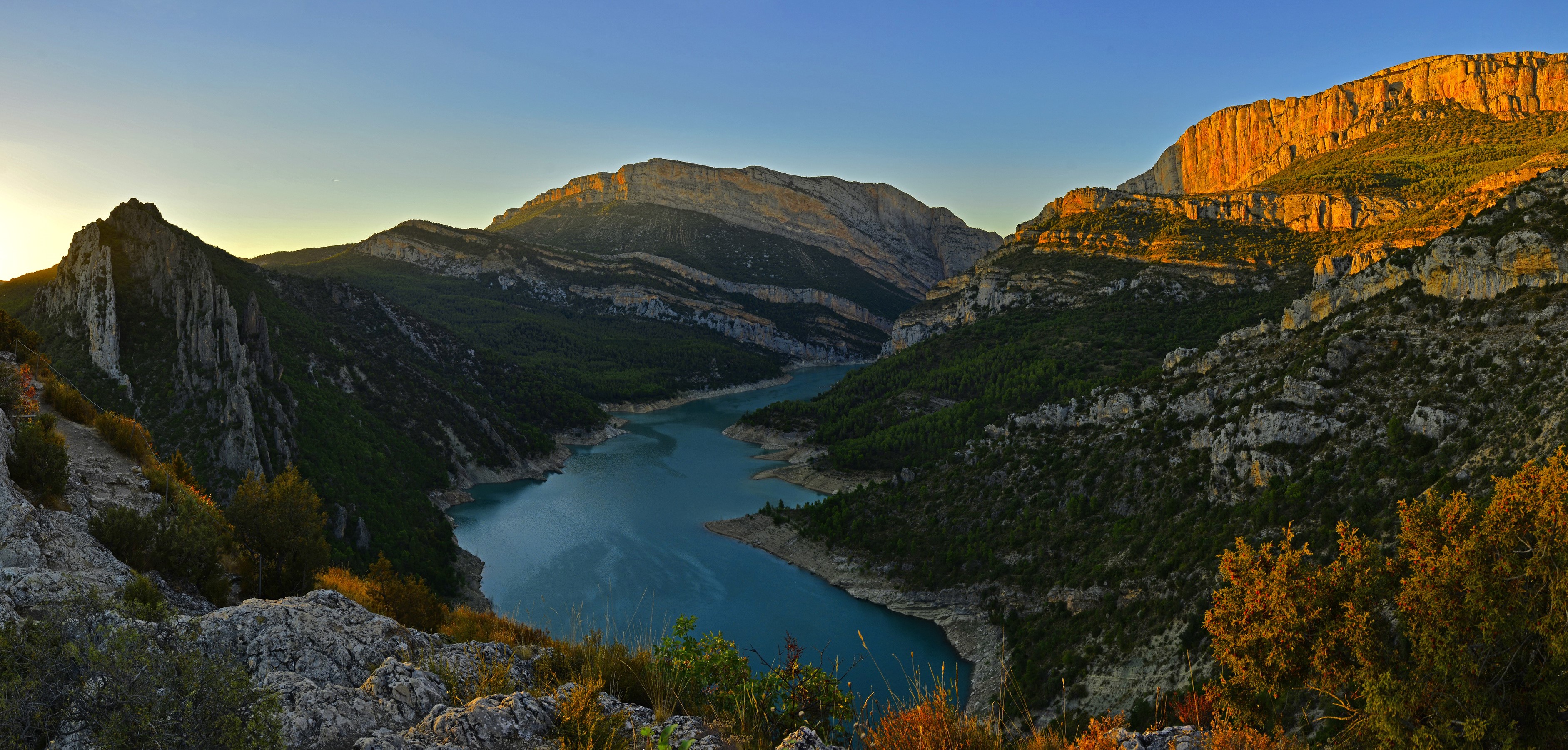 Congost de Mont-rebei, La Pertusa, Spain HD Wallpaper