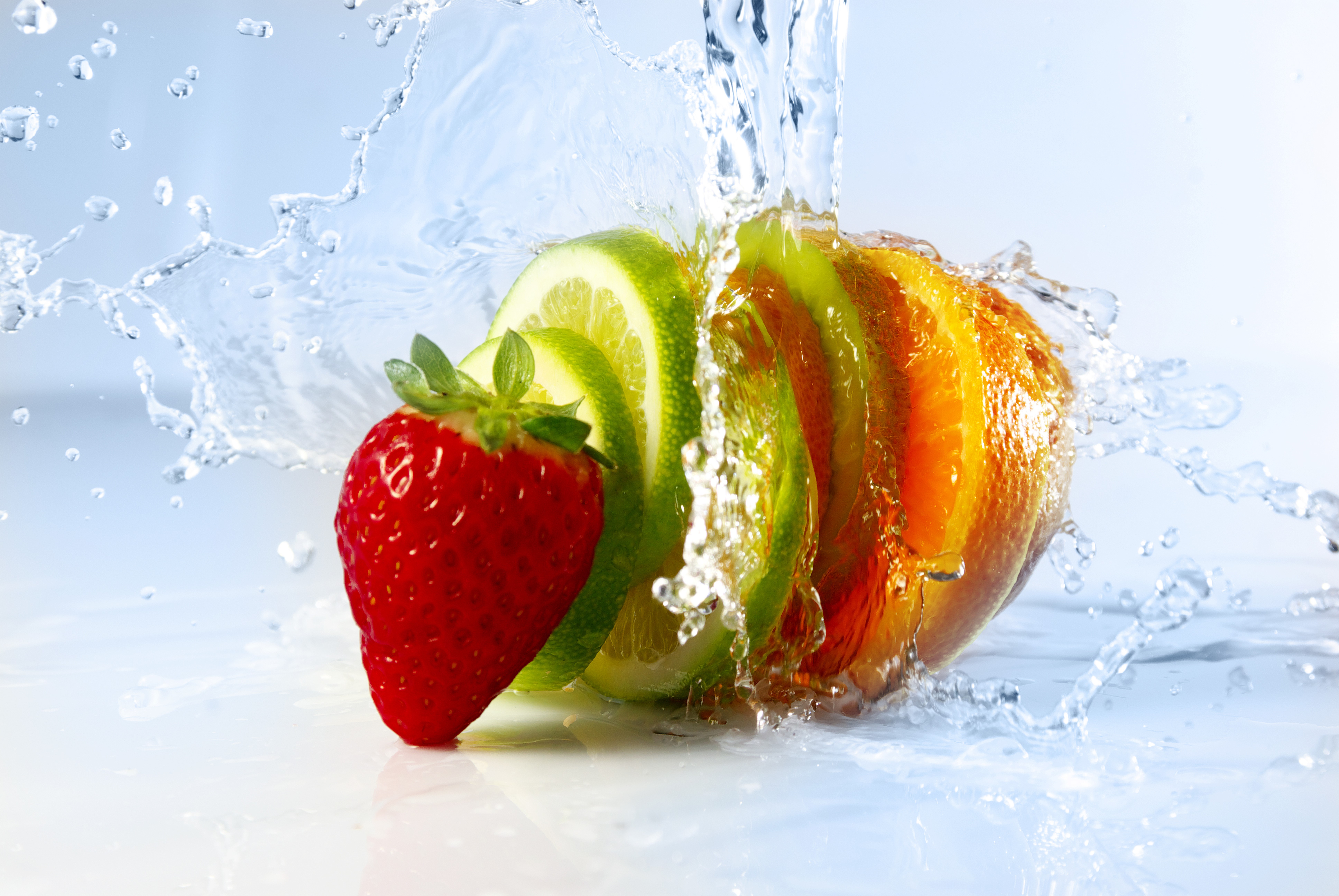 Strawberry and Citrus Slices with Water Splash HD Wallpaper