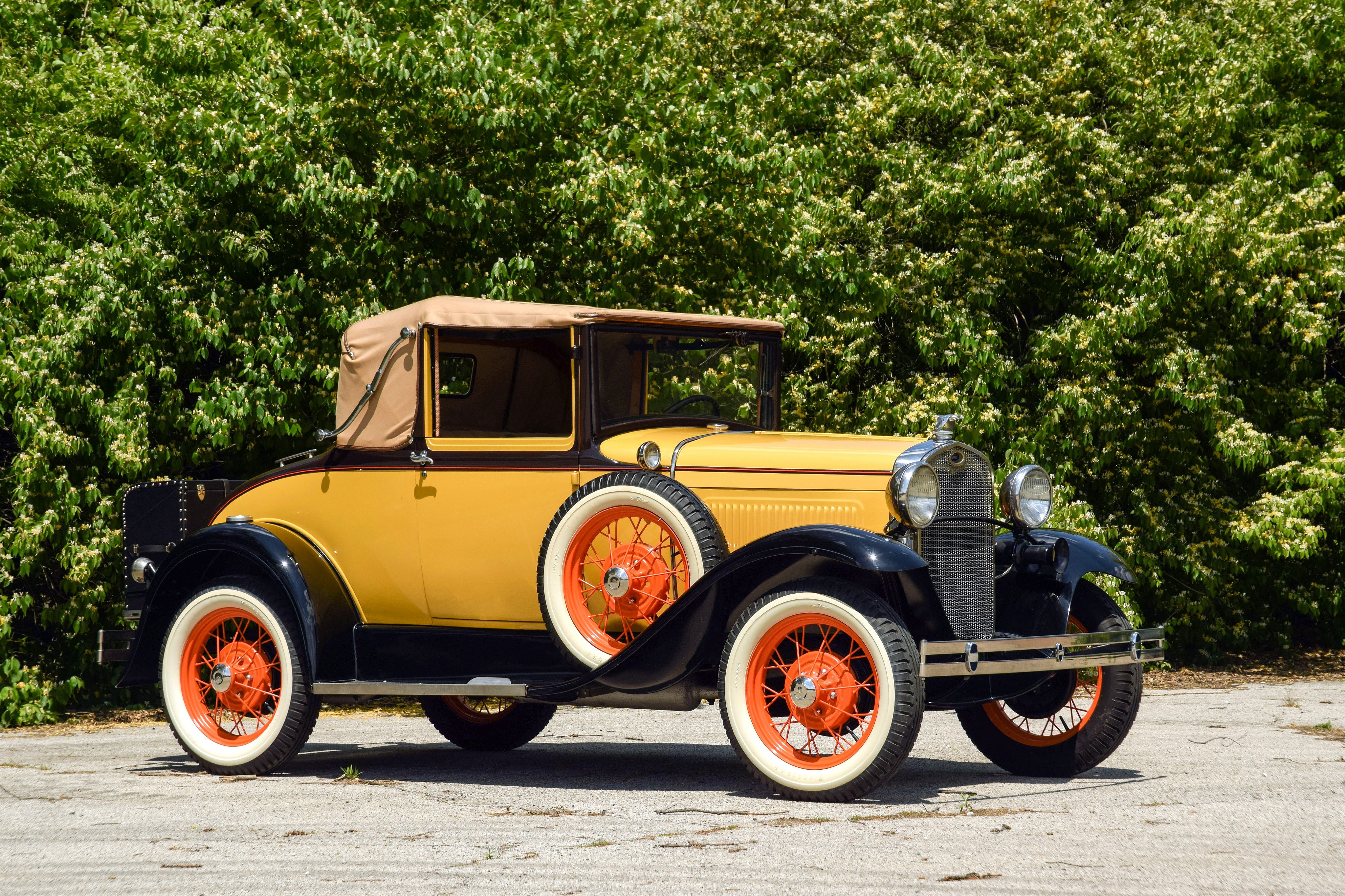 1930 Ford Model A Cabriolet HD Wallpaper