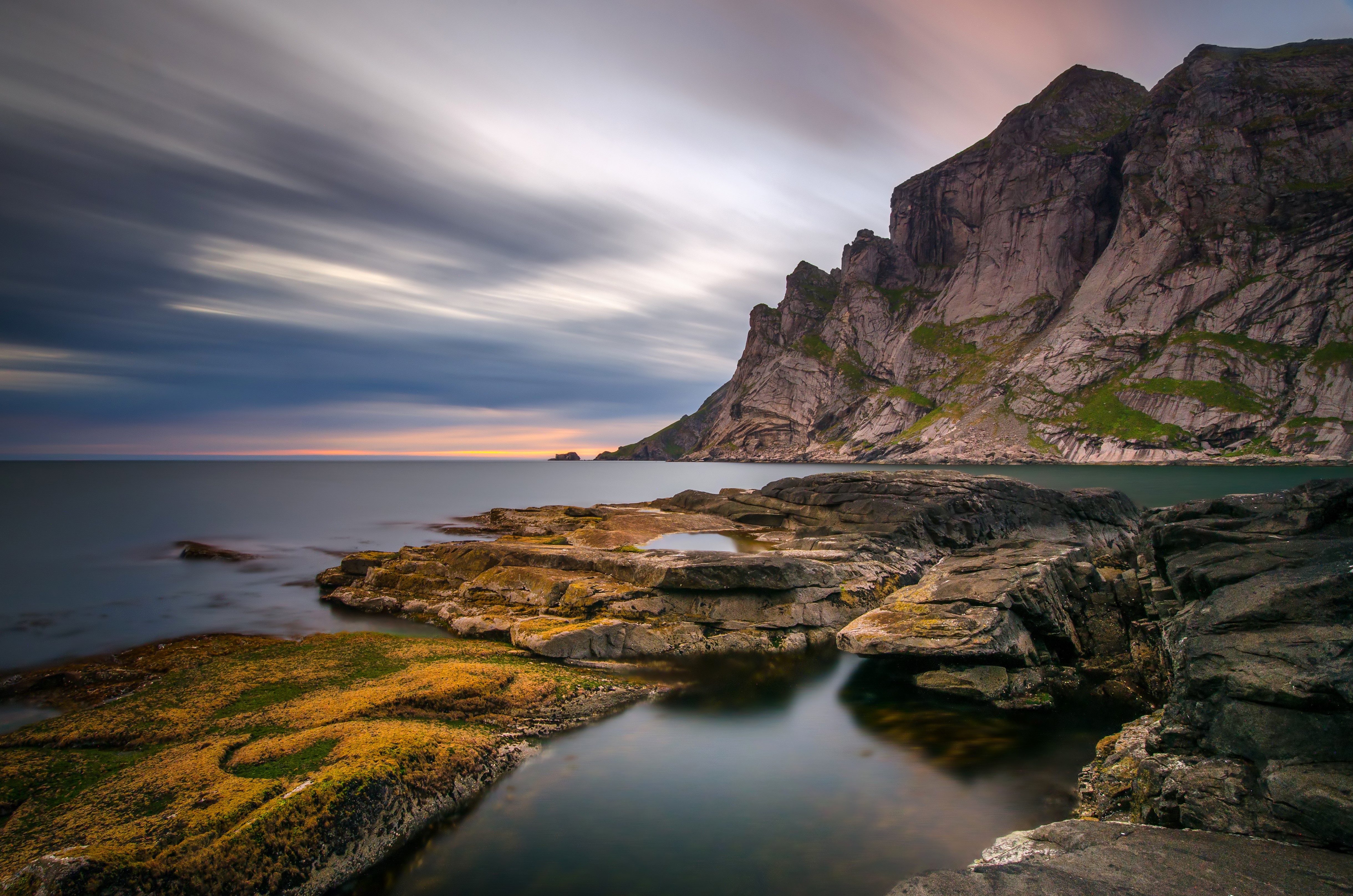 4K Norway Lofoten Rocky Coastline and Mountains HD Wallpaper