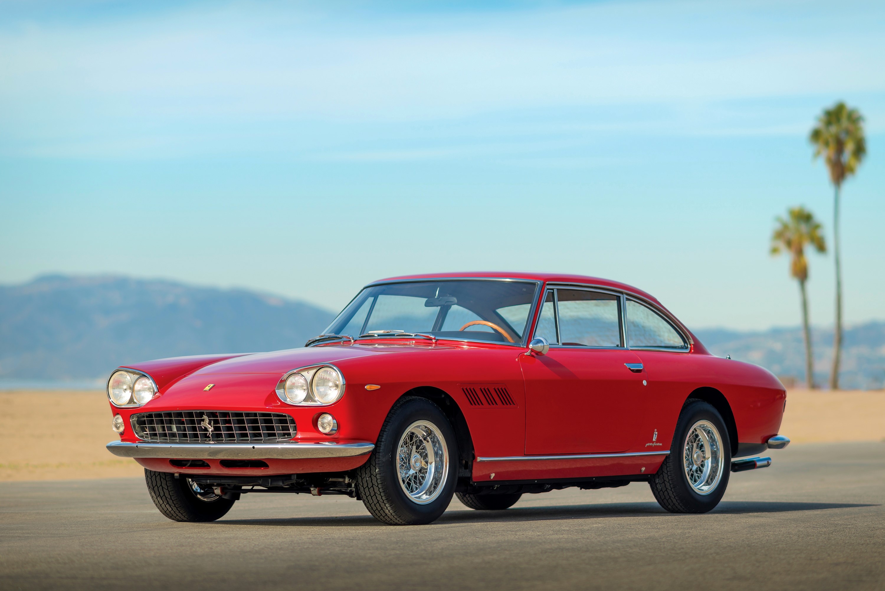 1965 Ferrari 330 GT 2+2 Interim HD Wallpaper