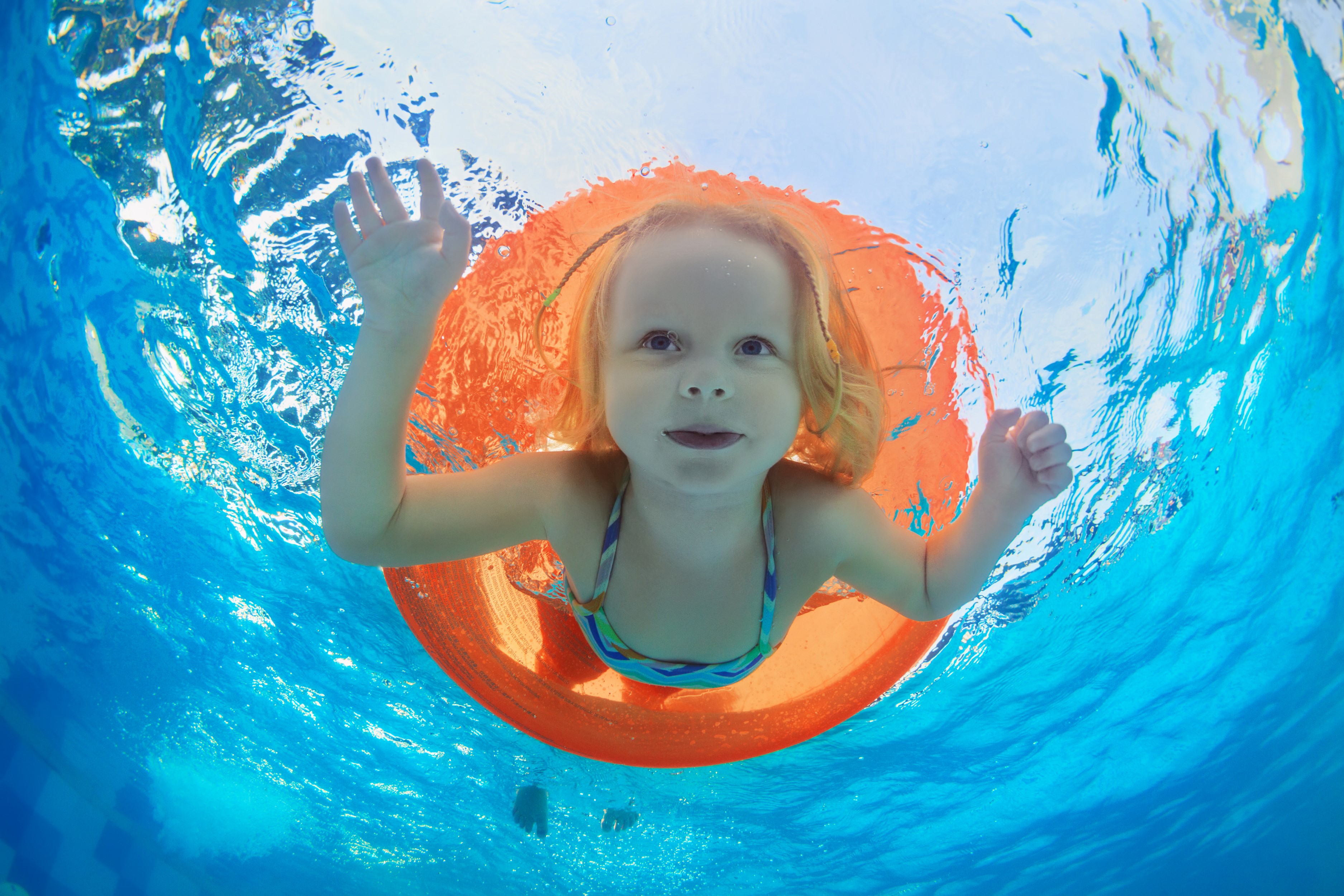 Water Little girls Pools Face Swims HD Wallpaper