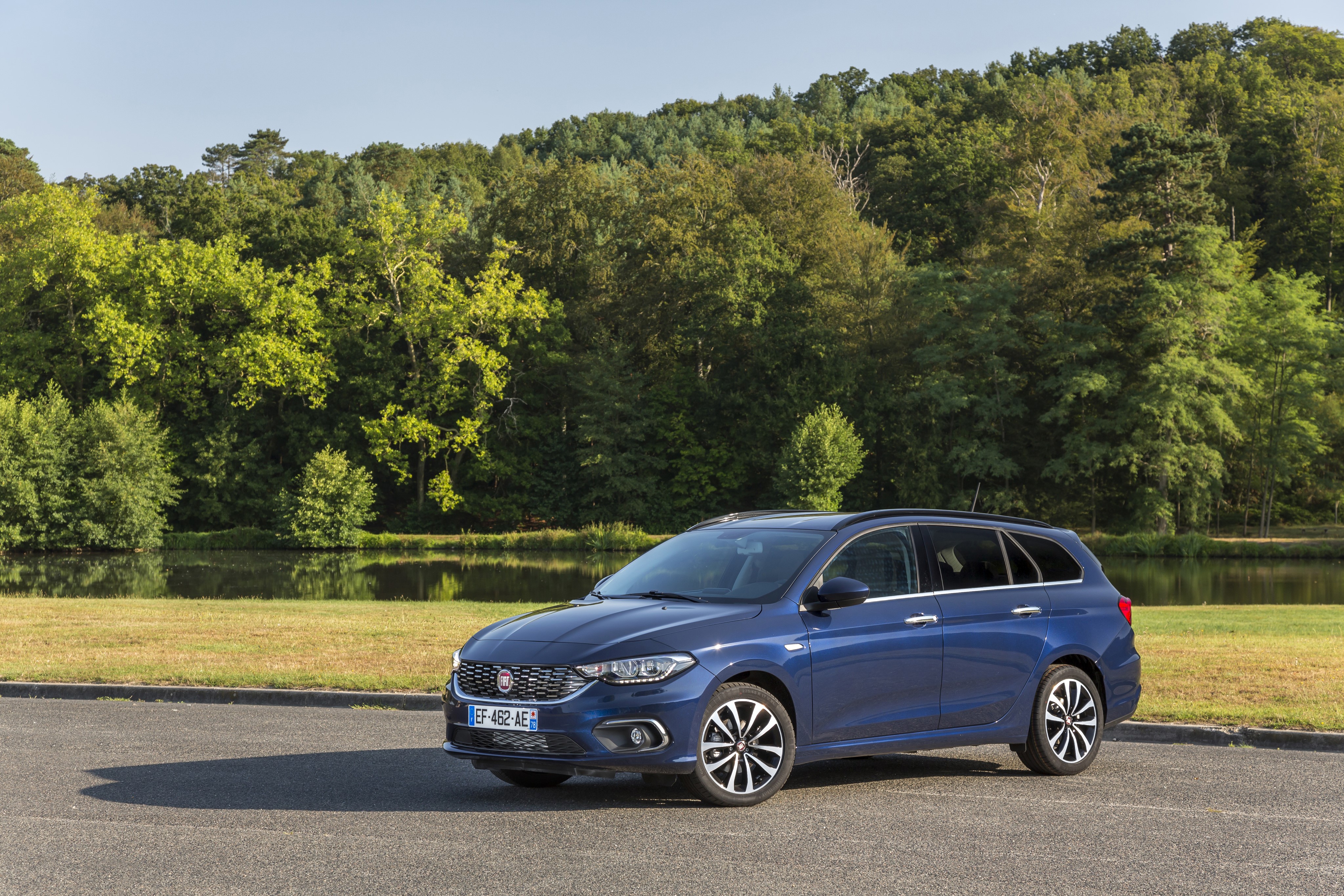 Blue 2016 Fiat Tipo Station Wagon HD Wallpaper