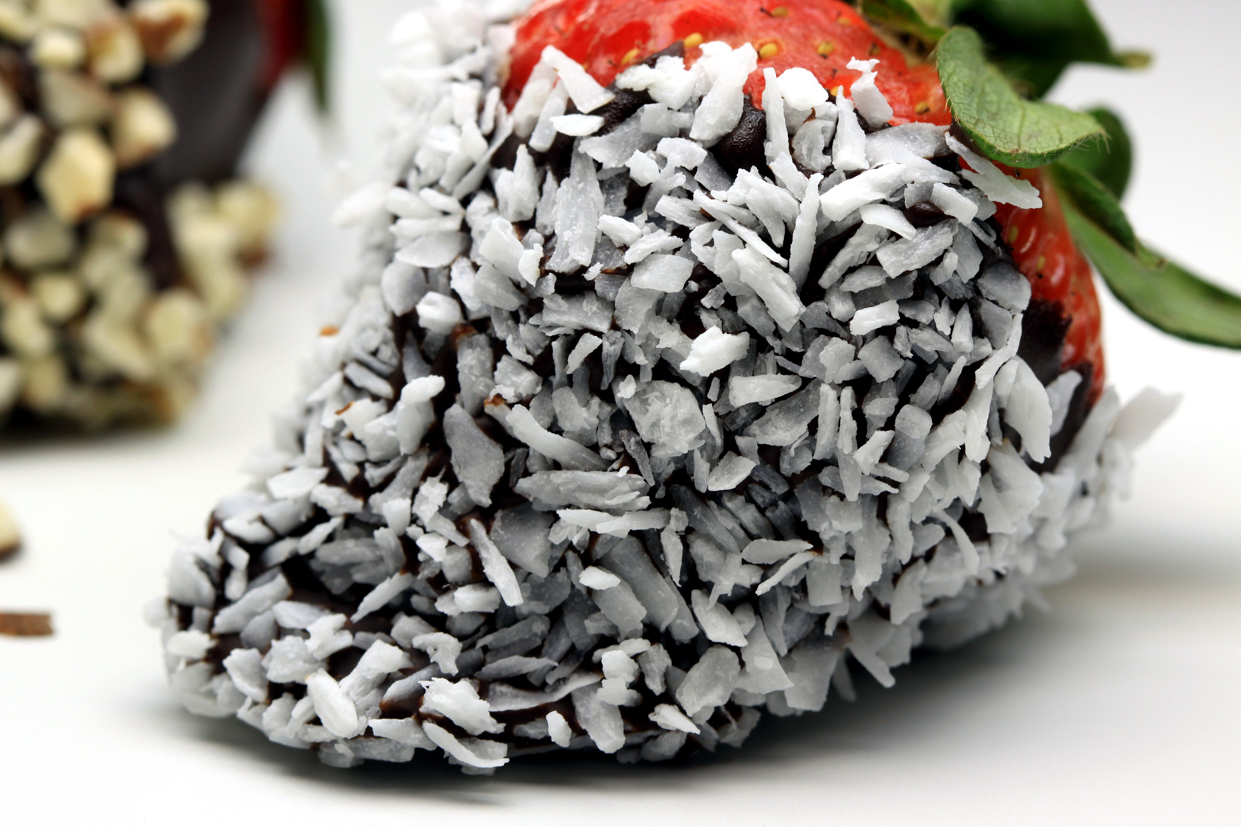 Chocolate-covered strawberry with coconut HD Wallpaper