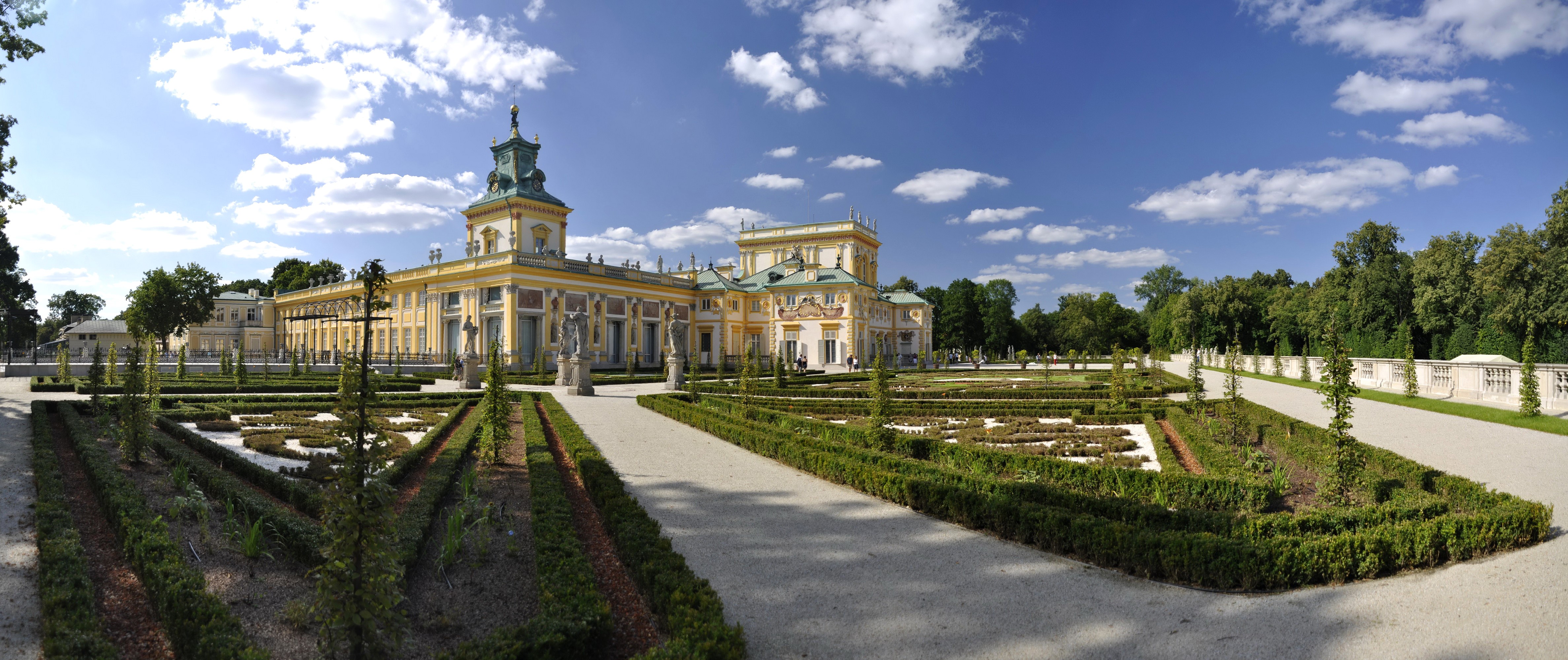 Wilanow Palace and Gardens, Warsaw, Poland HD Wallpaper