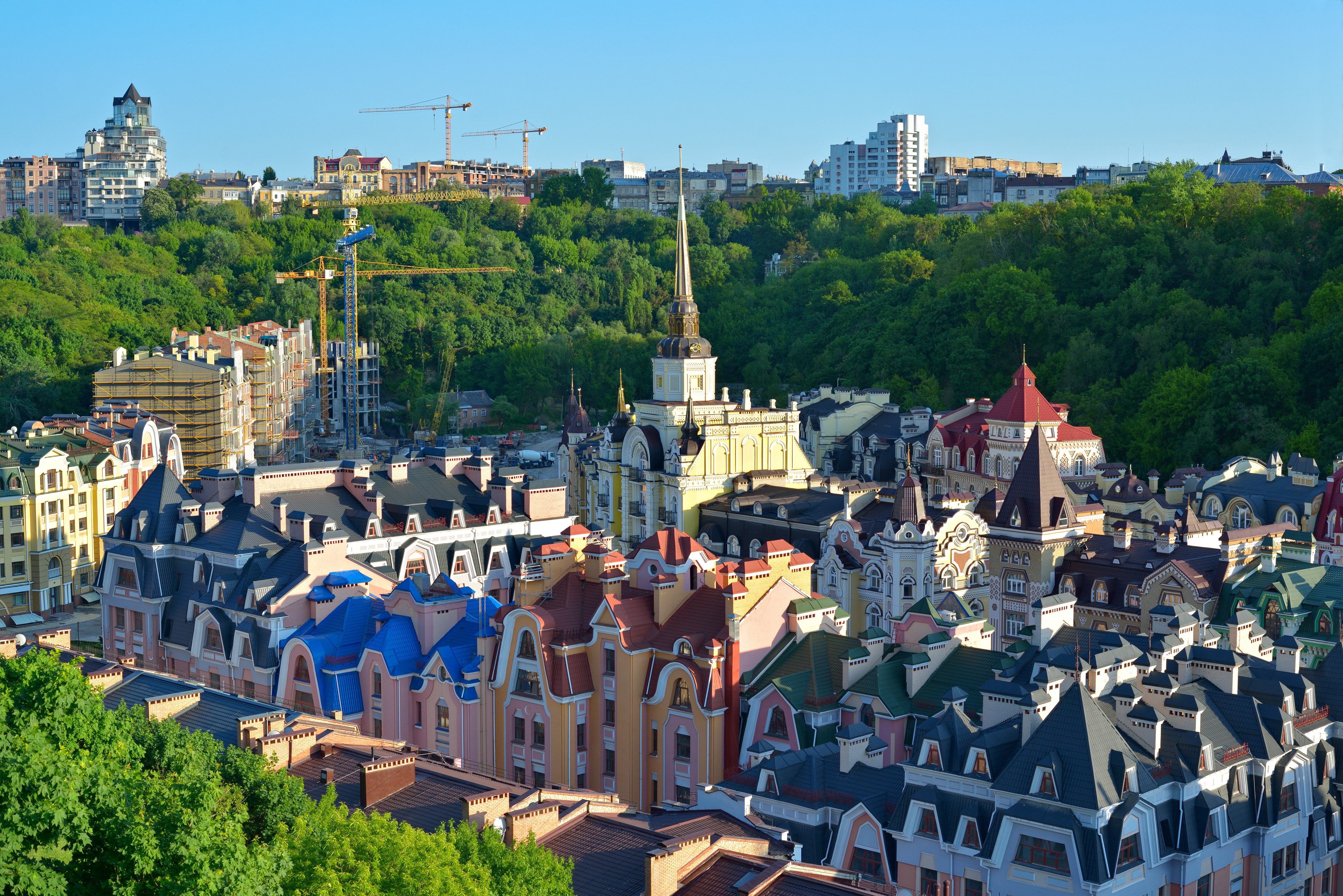 Colorful Houses and Buildings in Kiev, Ukraine HD Wallpaper