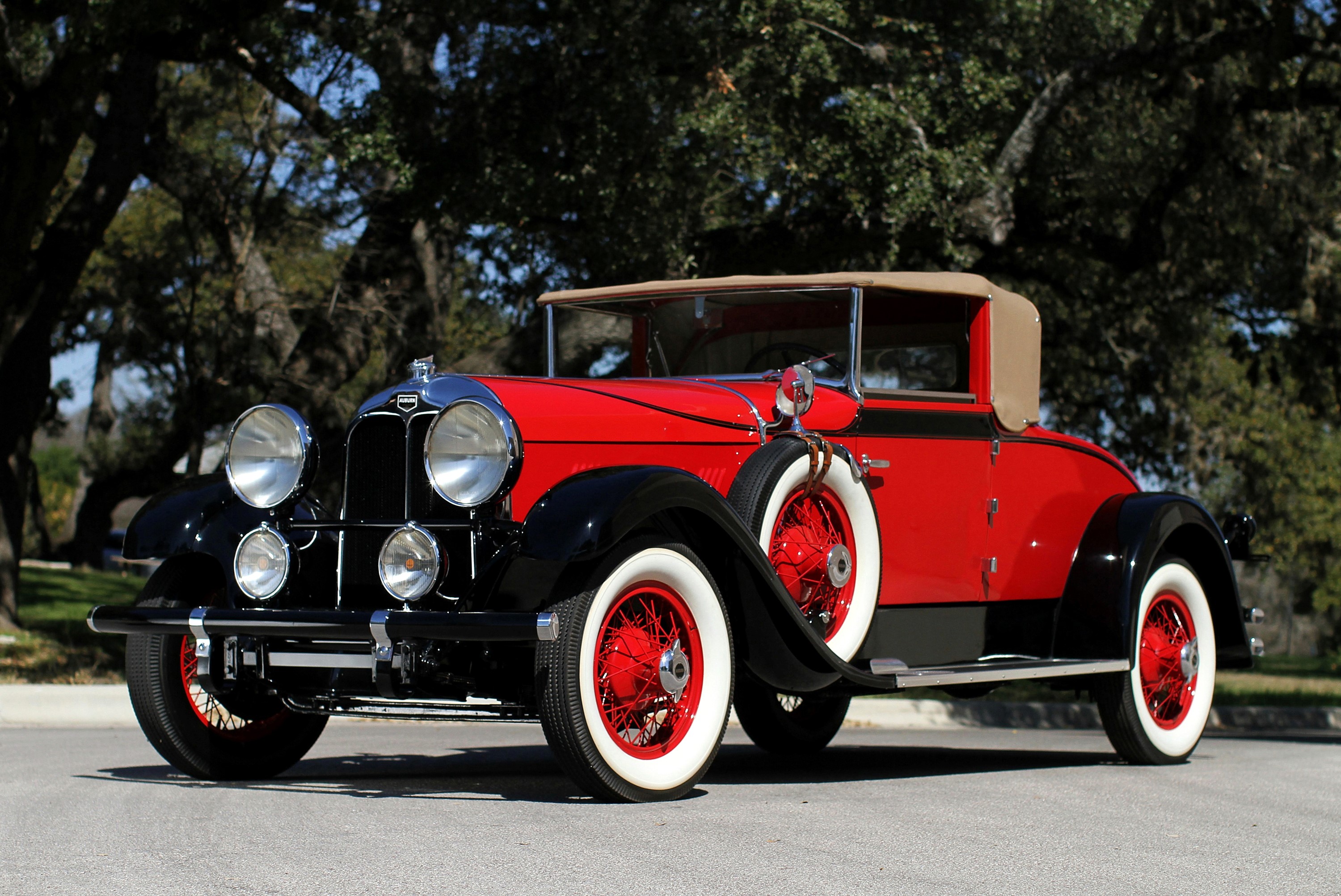 1929 Auburn 8-90 Convertible Coupe HD Wallpaper
