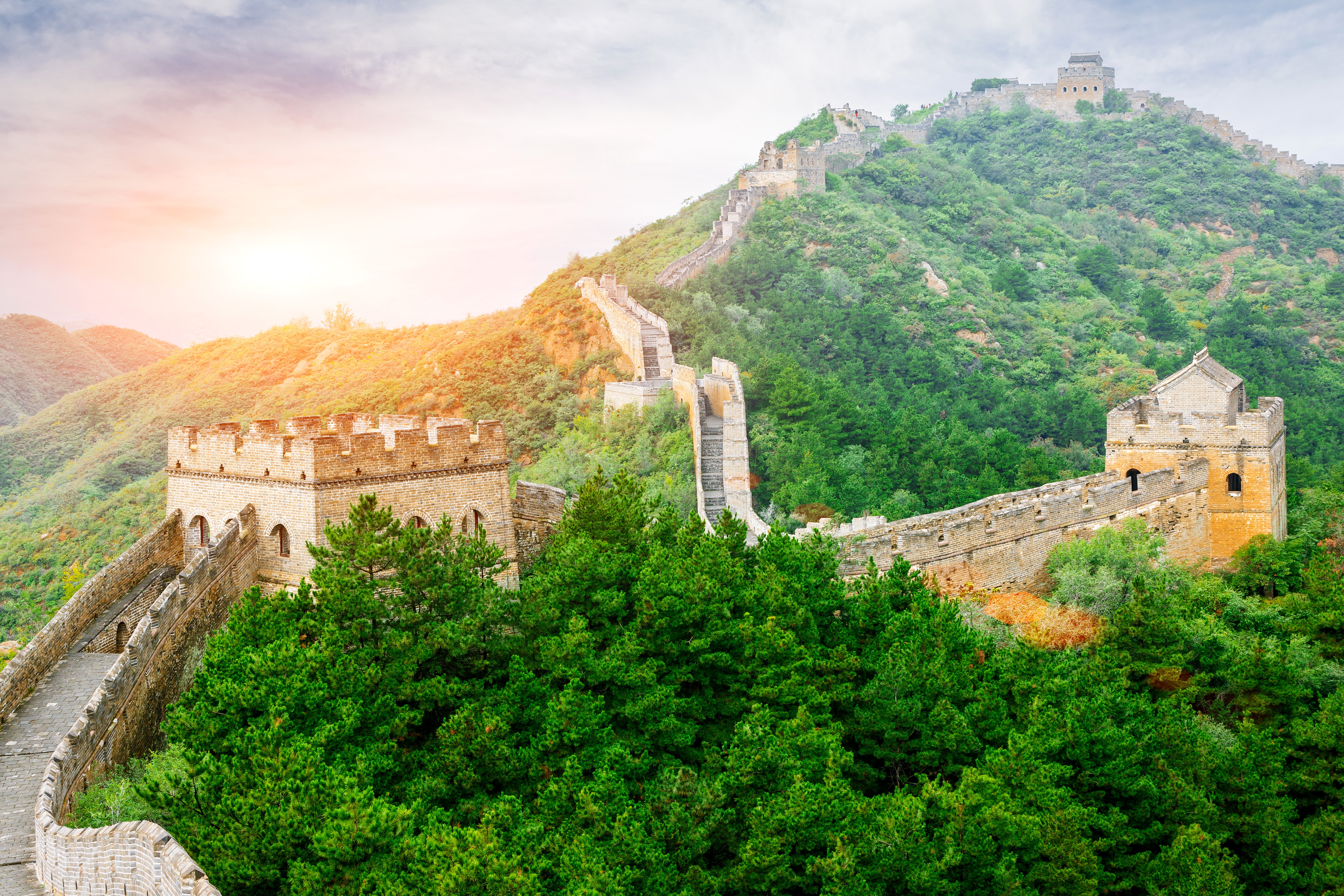 The Great Wall of China with sunrise HD Wallpaper
